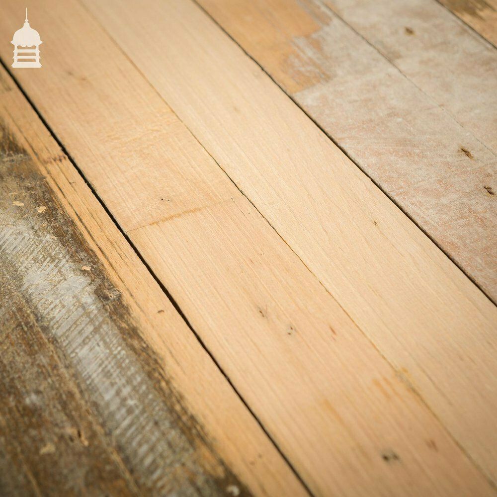 photo vintage Batch Of 51 Square Metres Of 20th C Skimmed Beech Tongue & Groove Floorboard