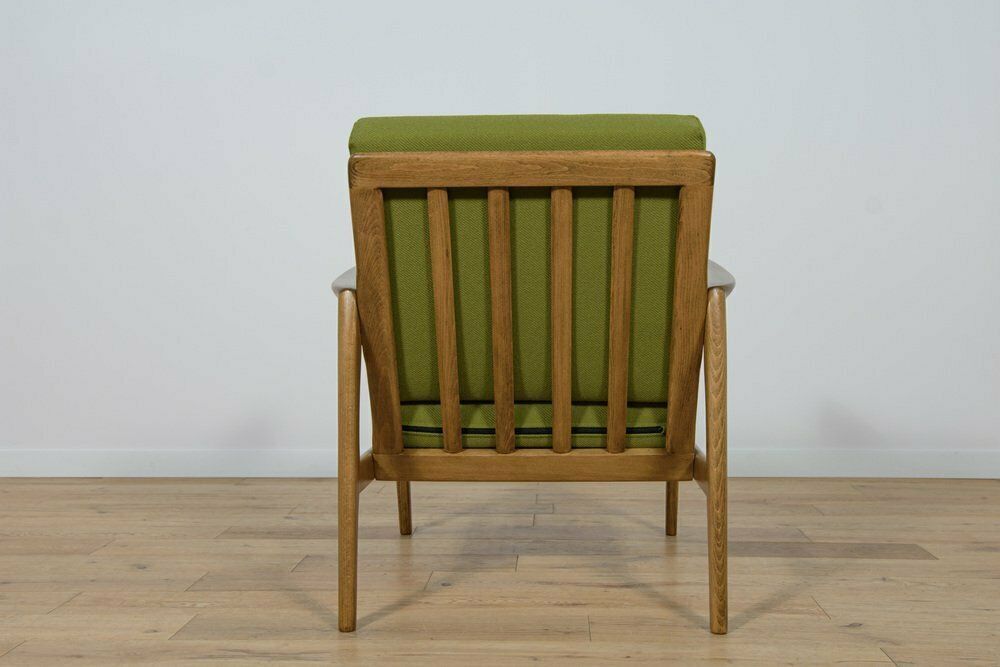 Model 300 139 Armchair From Swarzędz Factory, 1960s photo 933.0