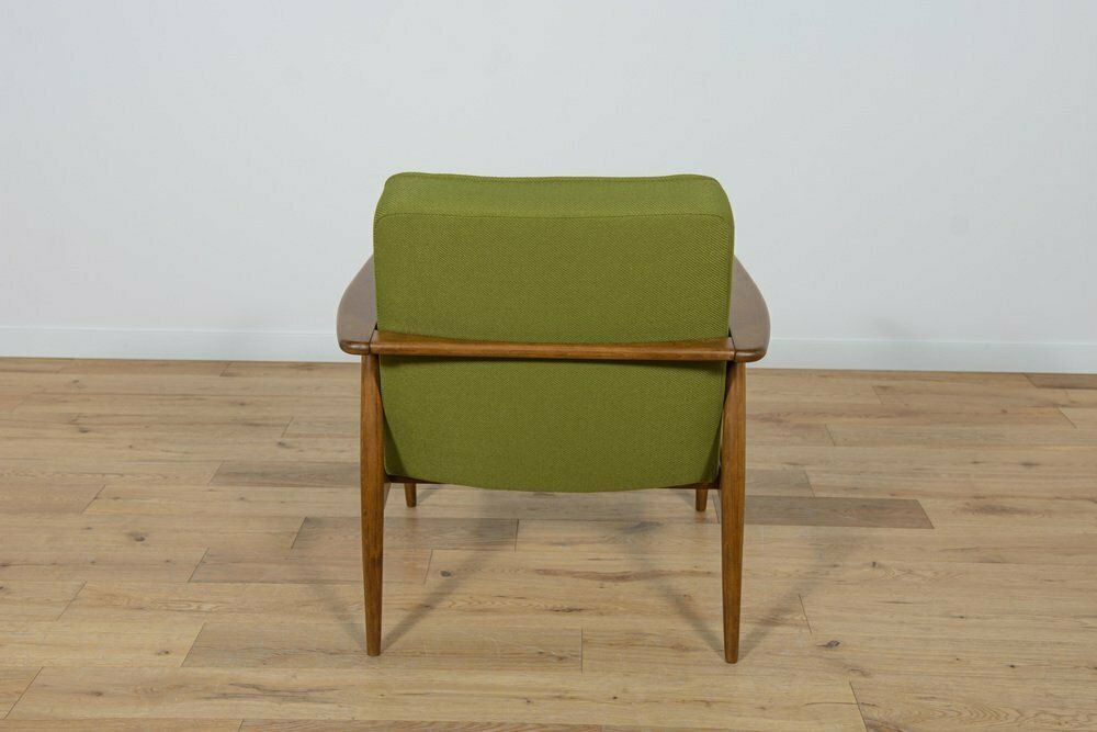 Model 300 192 Armchair By Juliusz Kedziorek For Goscinska Furniture Factory, 1970s photo vinterior