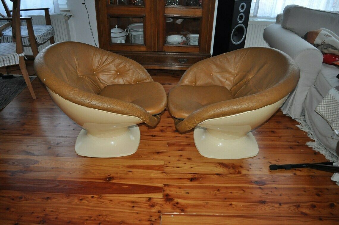 French Plastic Club Chairs By Rapfael Raffel, 1970s, Set Of 2 photo for sale