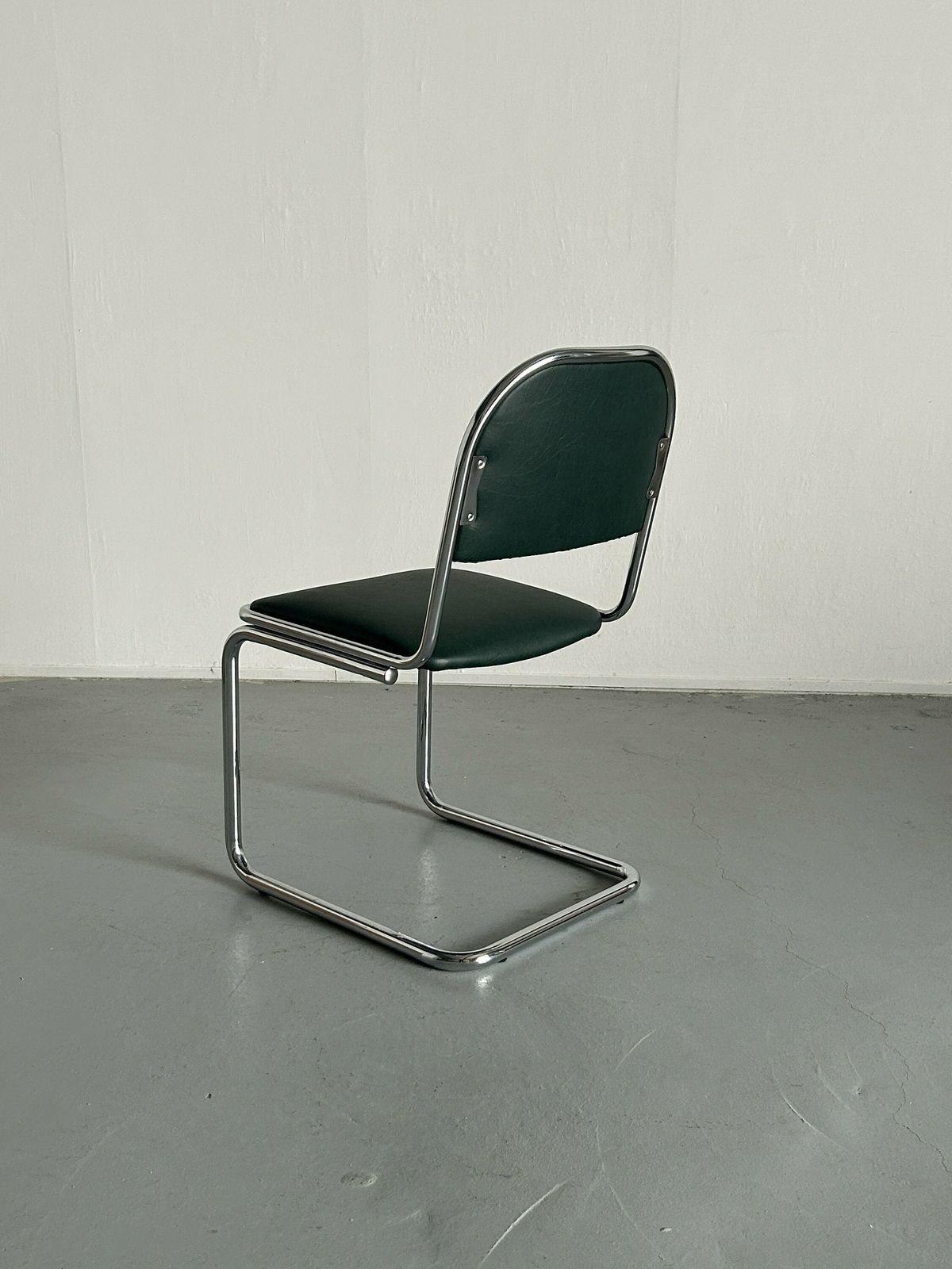1 Of 6 Bauhaus Design Chrome Tubular Steel And Green Faux Leather Cantilever Chairs, 1980s Italy photo buy