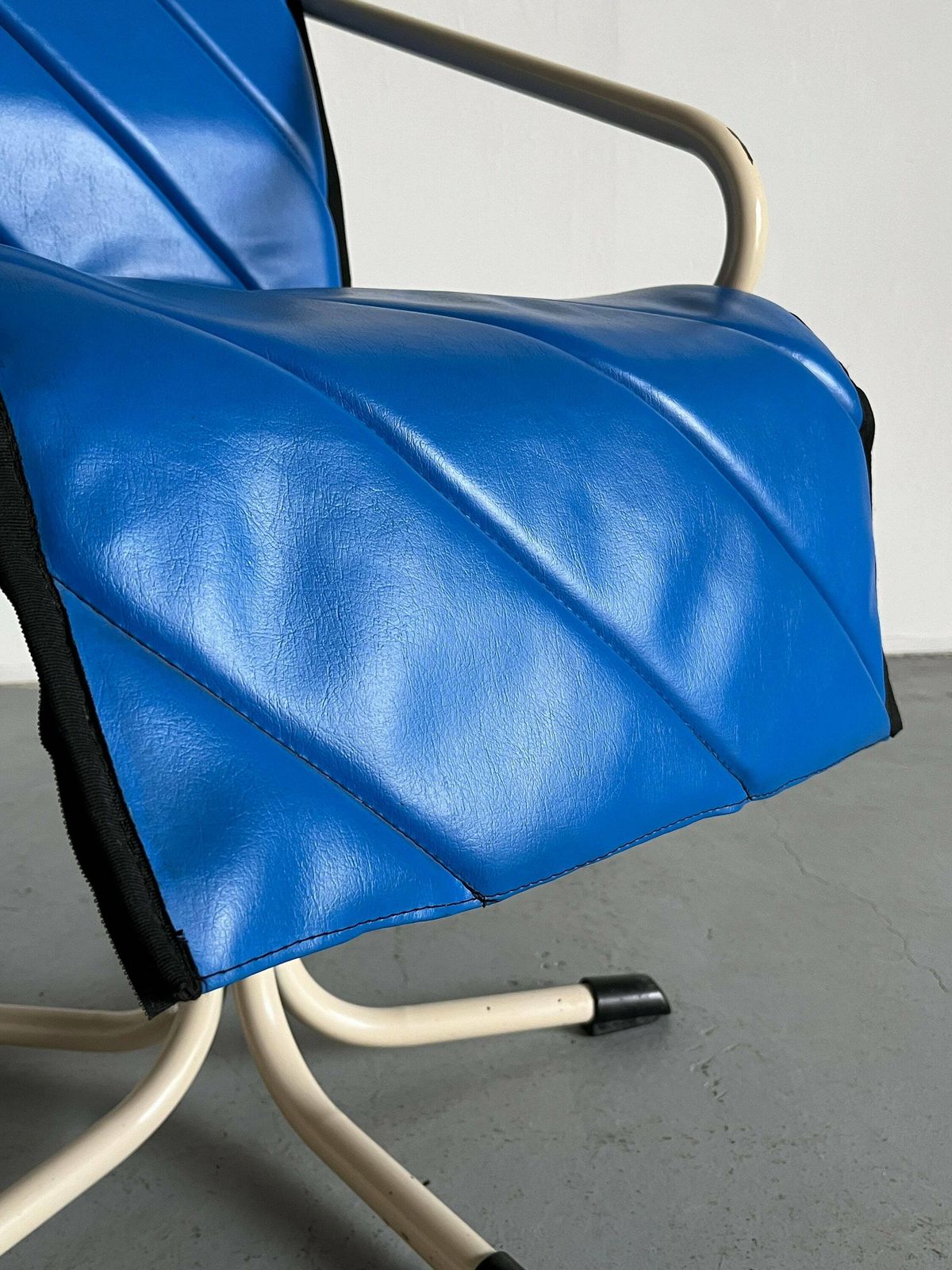 1 Of 2 Vintage Atomic Age Blue Faux Leather Swivel Armchairs Or Barber Chairs By Müster, 1980s Germany photo buy
