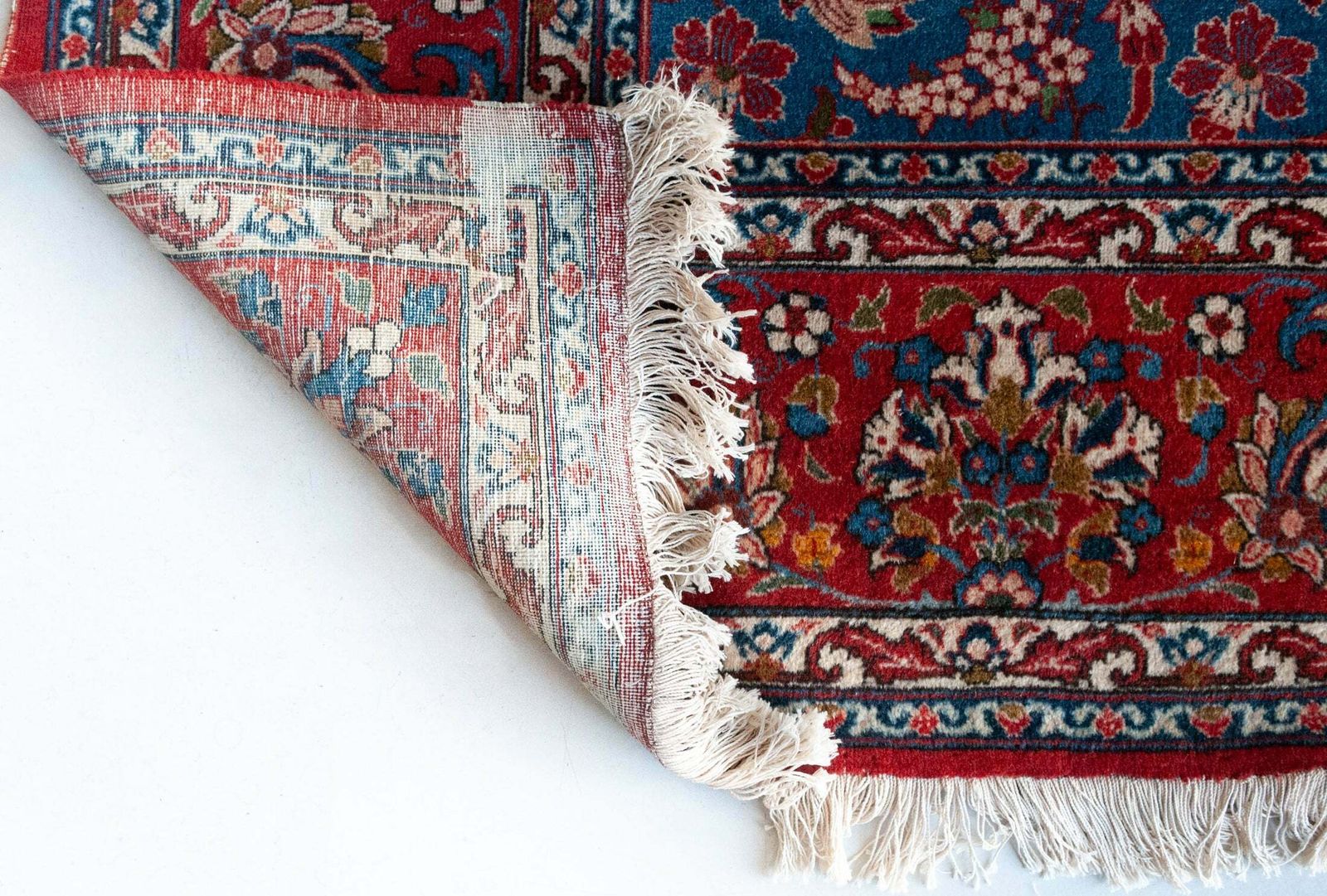 Mashhad Rug With Flowers And Birds   Large   Vintage photo vinterior