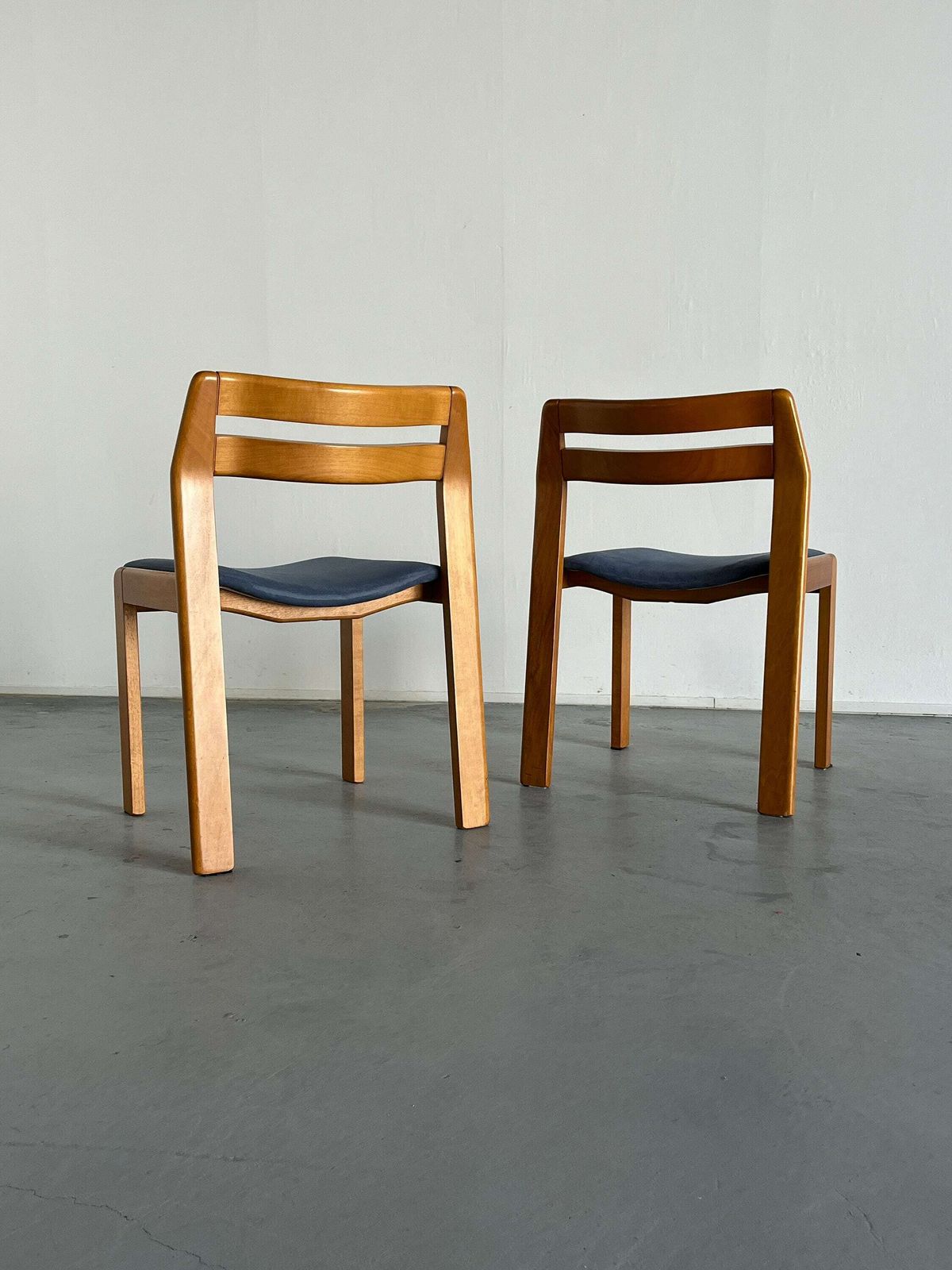 Pair Of Elegant Italian Mid Century Modern Lacquered Wood Dining Chairs, 1960s photo for sale