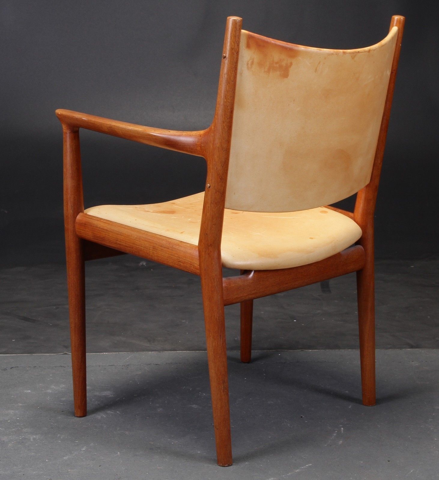 1960s Wegner Armchair In Oak By Johannes Hansen With Upholstery Of Choice photo vinterior