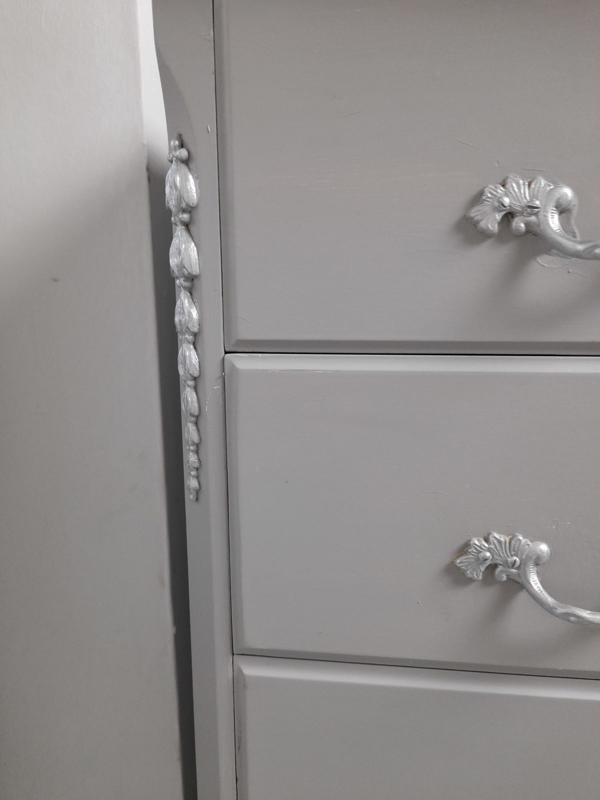 Olympus Five Drawer Chest. Hand Finished In Little Lamb And Silver photo furniture