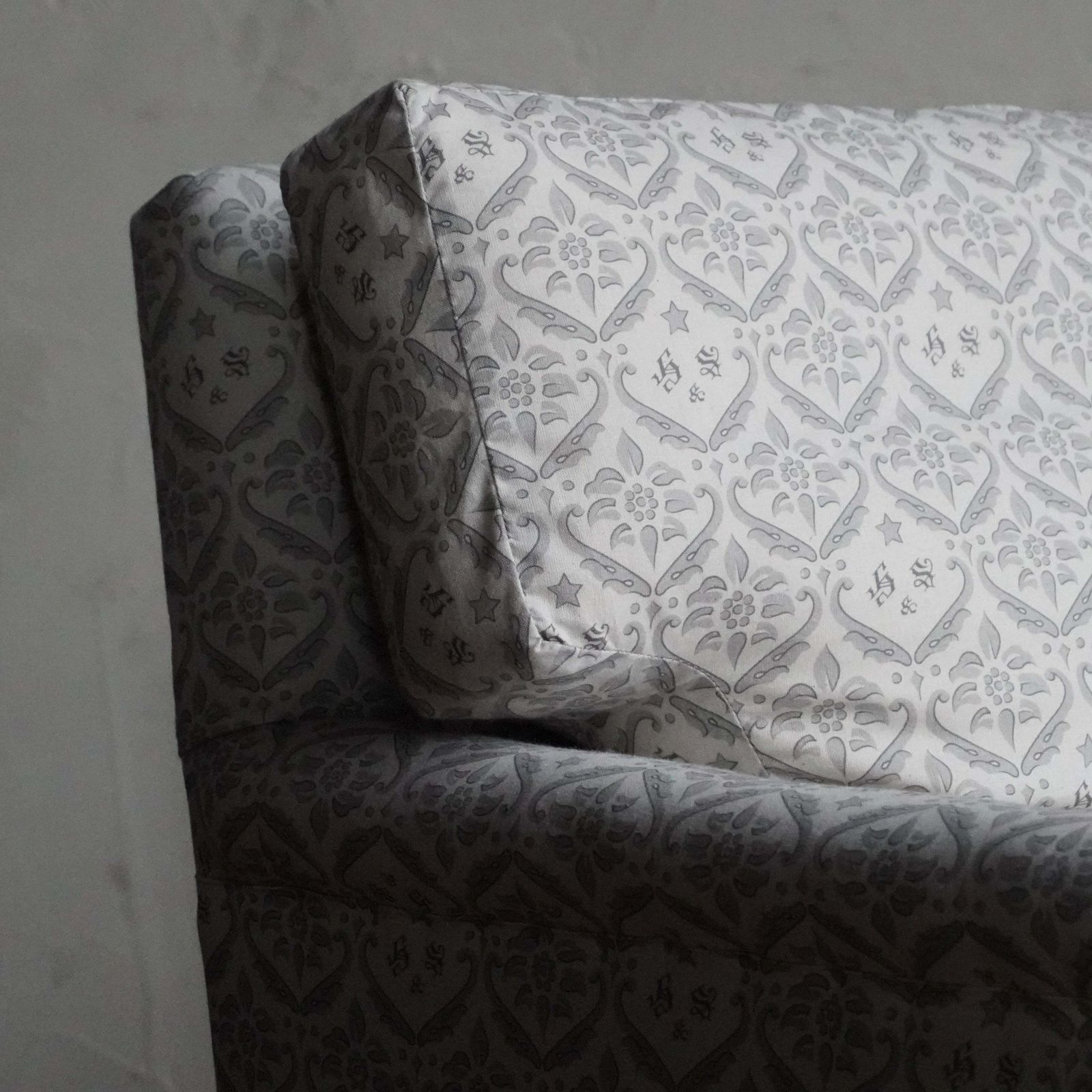 photo furniture Howard And Sons Ingleby   Pair Of Armchairs