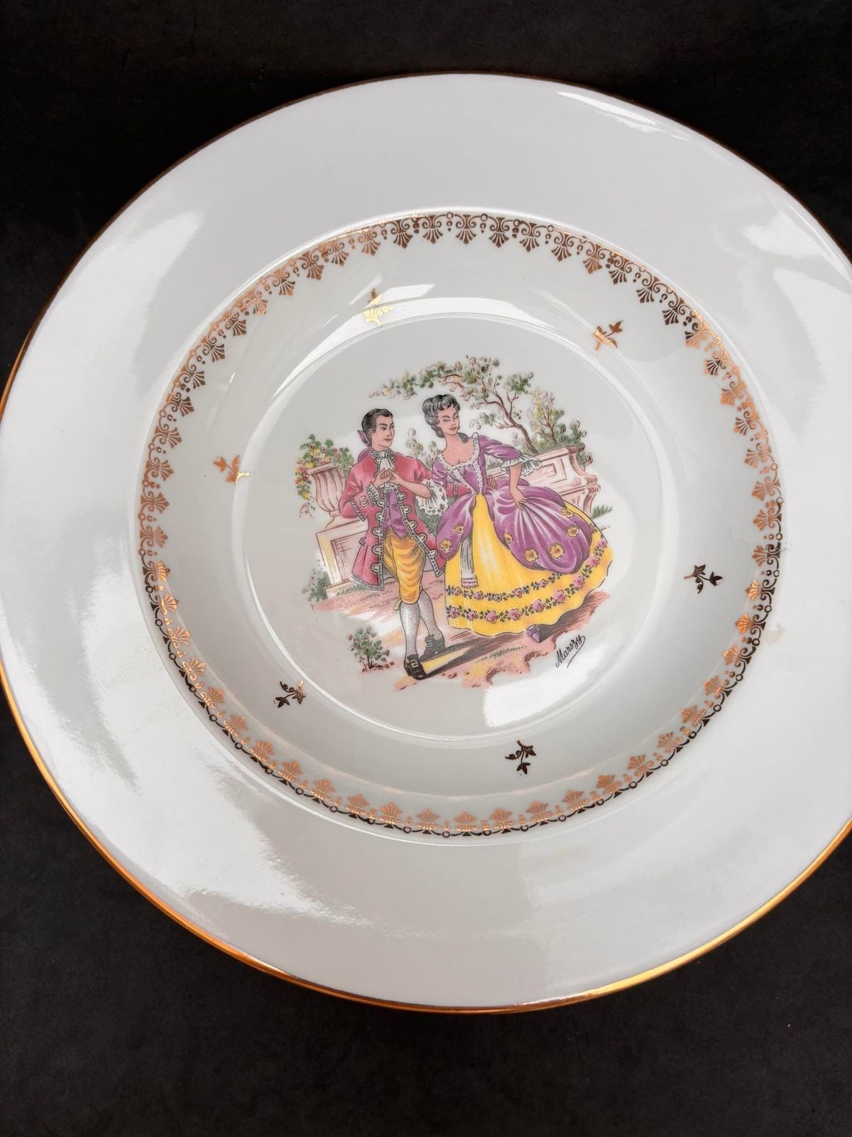 Porcelain Limoges Dinnerware Scene Gallant Soup/Pasta Plates Set 6 Scene Galante Discontinued Replacement White Golden Rim Romantic photo 180.0