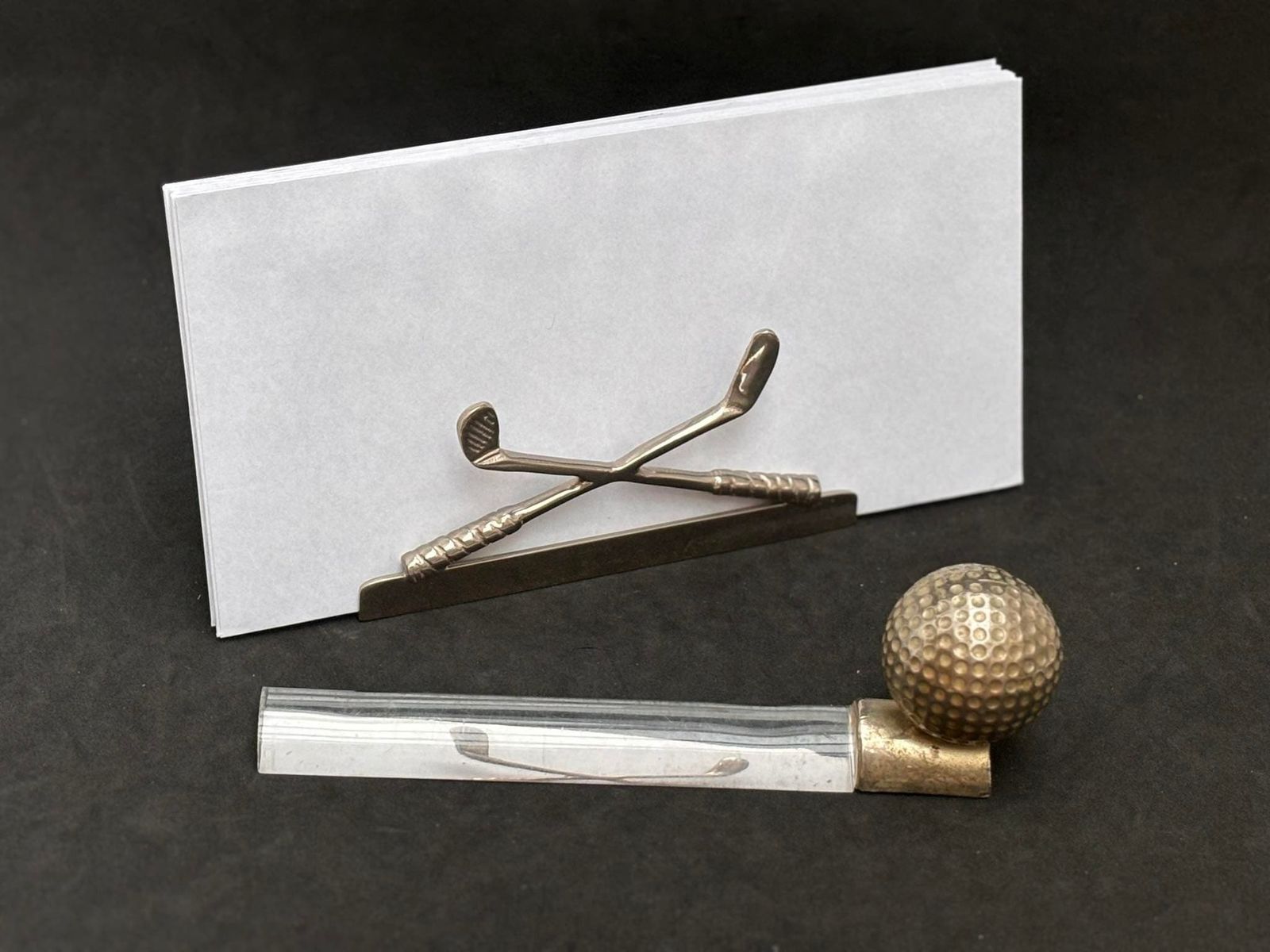 Golf Decor Napkin Holder Or Letter Holder Paper Weight Golf Ball Plated Napkin Holder Mail Rare Desk Ornament Gift Decor Table Decor photo vinterior