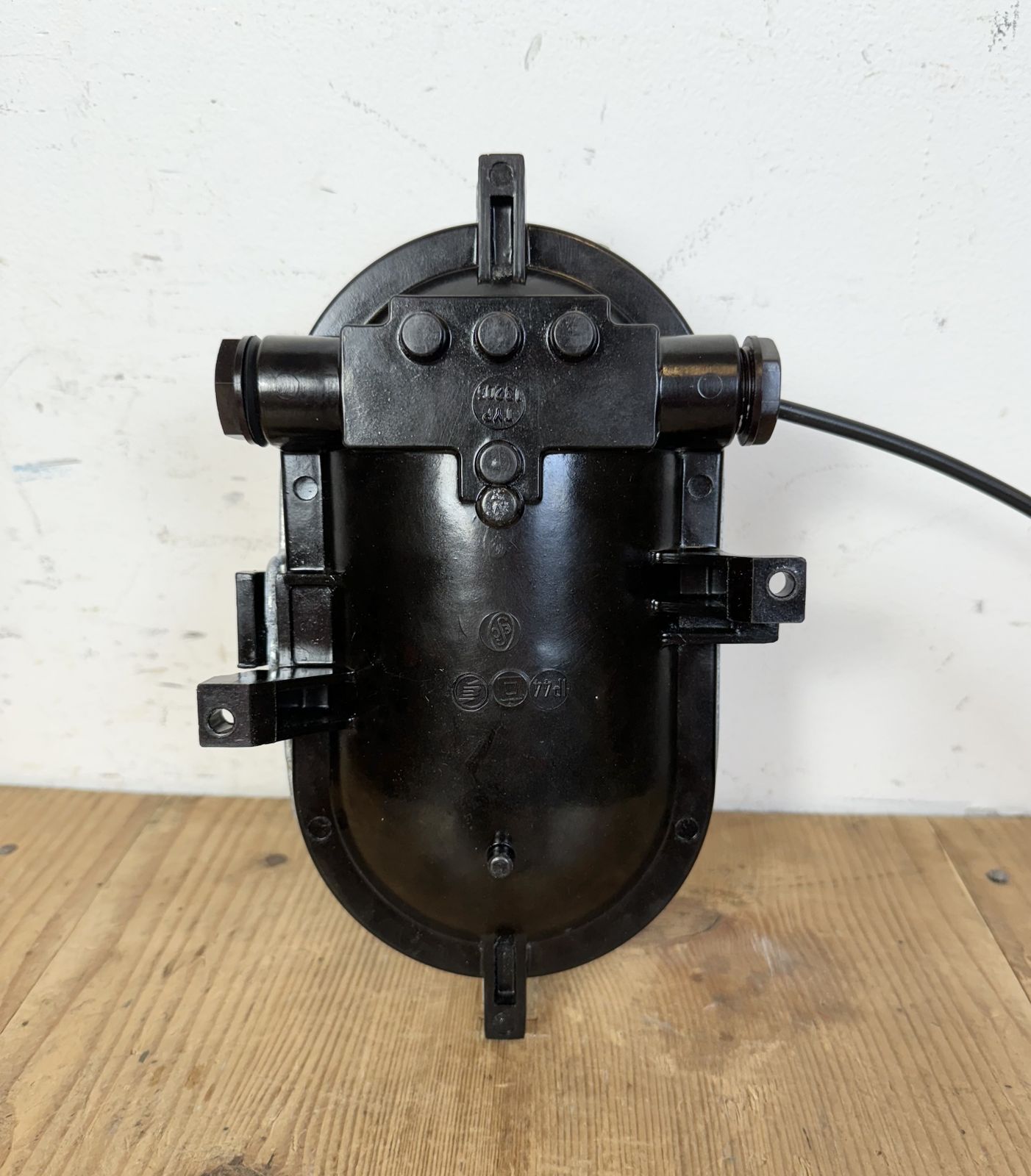 Industrial Brown Bakelite Wall Light With Frosted Glass, 1960s, 3x photo 149.0