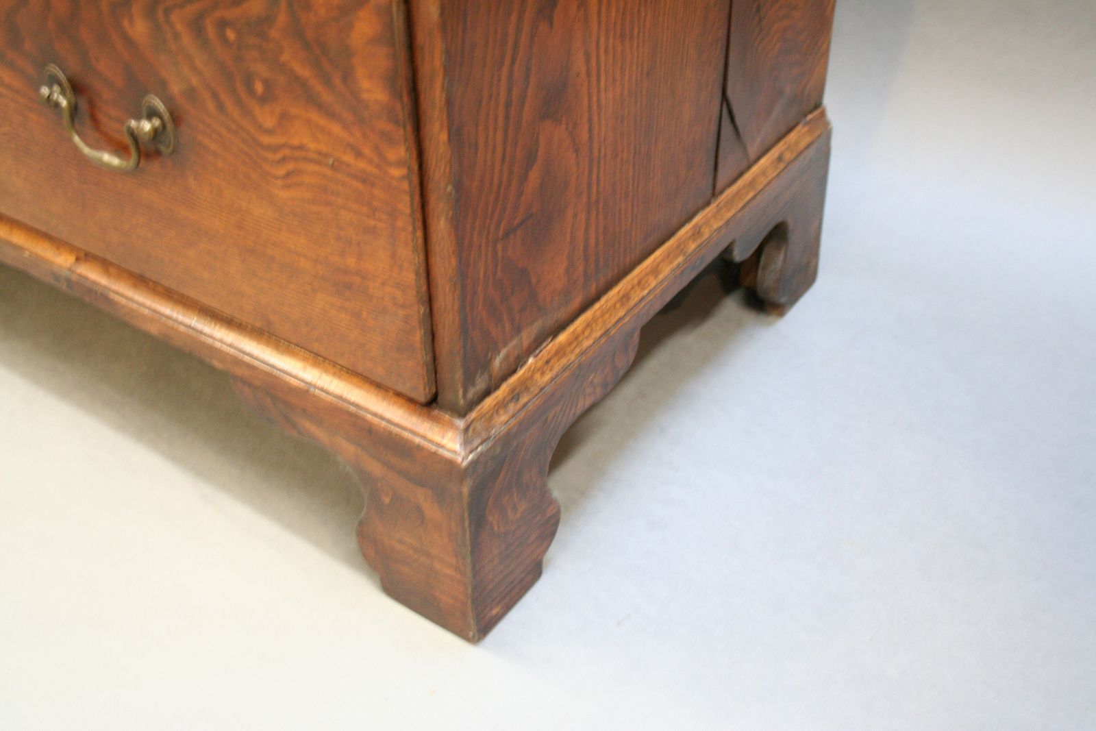 photo furniture Rare George 111 Tallboy Chest Of Drawers