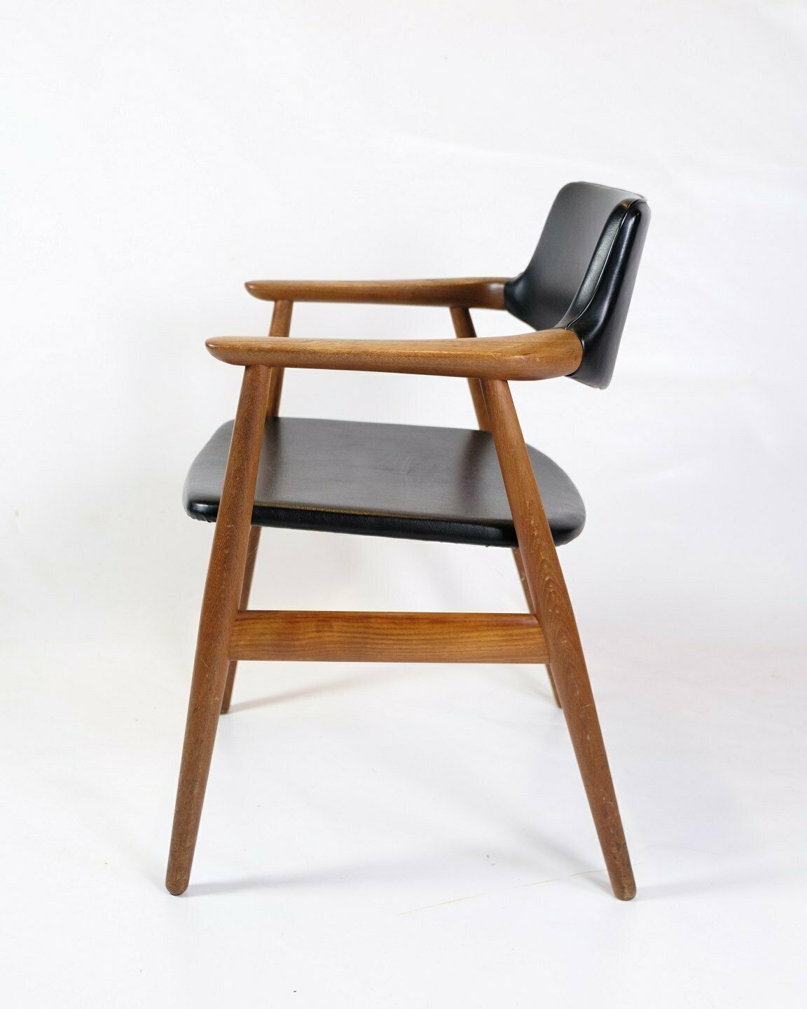 Armchair Model Gm11 By Svend Erik Andersen  For Glostrup Møbelfabrik From 1960s photo Furniture