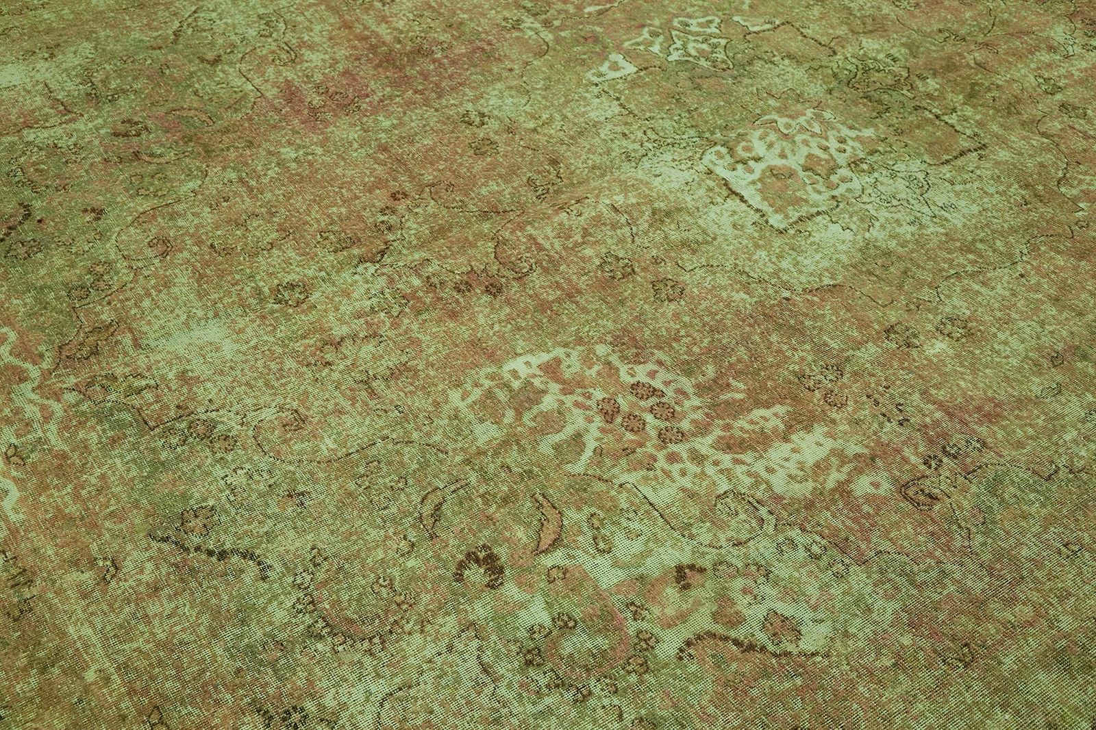 photo furniture Handmade Green Overdyed Large Area Rug 285 Cm X 390 Cm