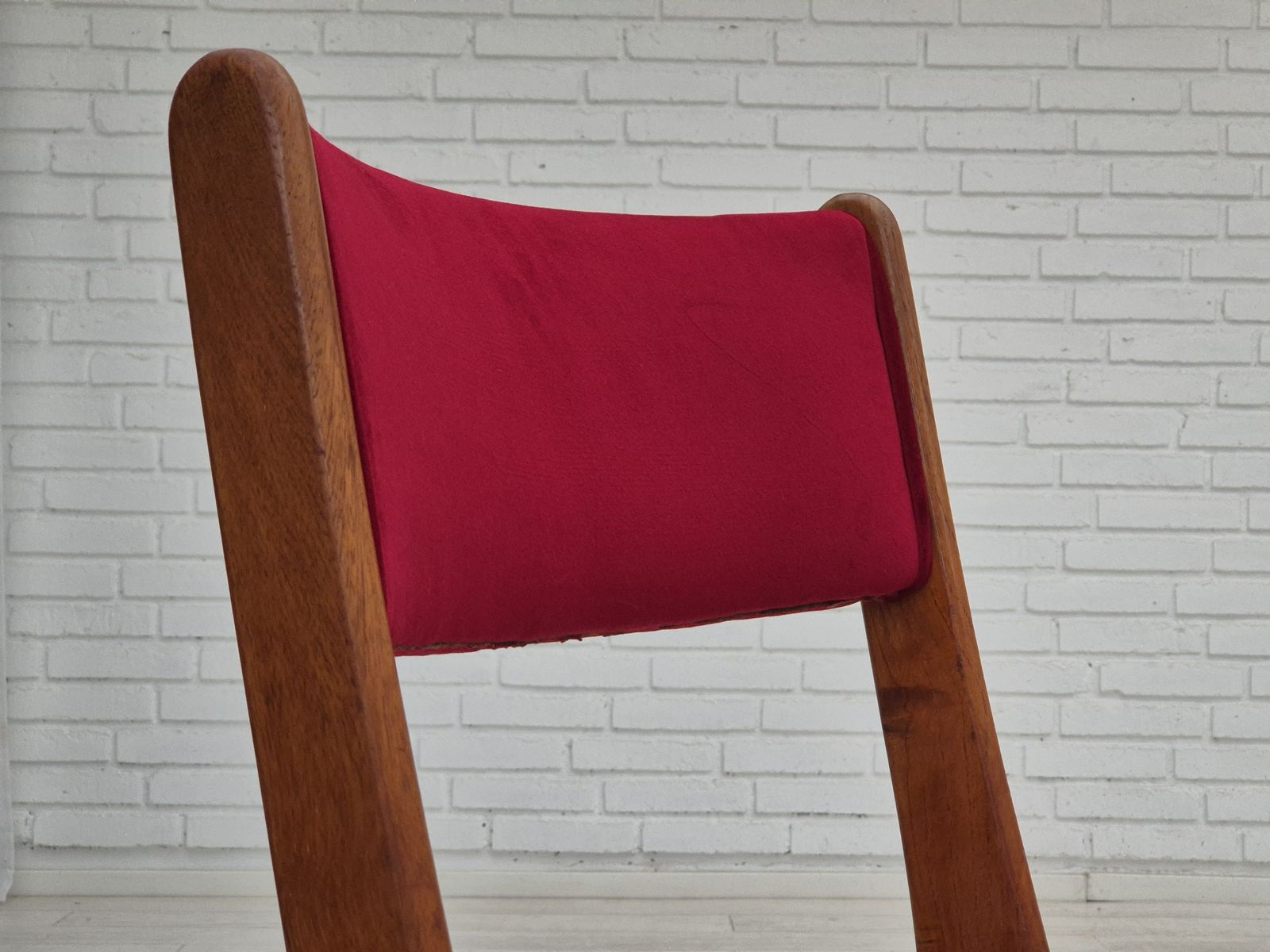 1970s, Set Of 4 Reupholstered Danish Chairs, Teak Wood, Cherry Red Furniture Velour. photo vinterior