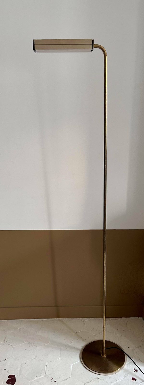 Vintage Floor Lamp, Solid Brass And Cream Lacquered Metal, Italy 1970s