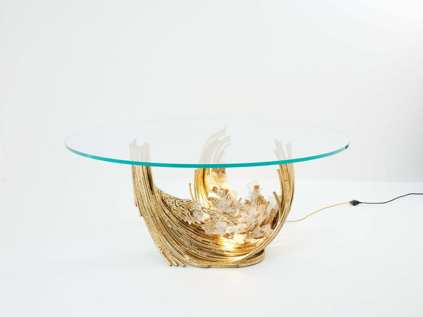 Table à manger en cristal de roche et laiton signée Isabelle Faure, années 1970 photo furniture