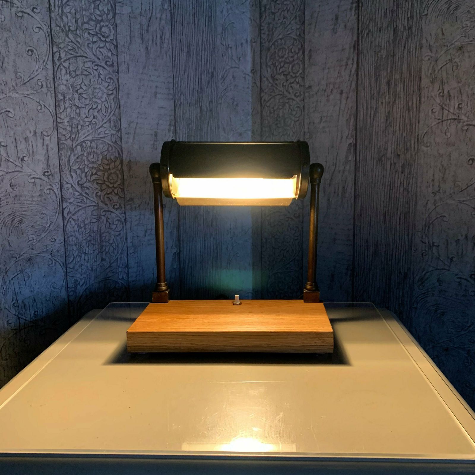 Industrial Style Desk Lamp. photo furniture
