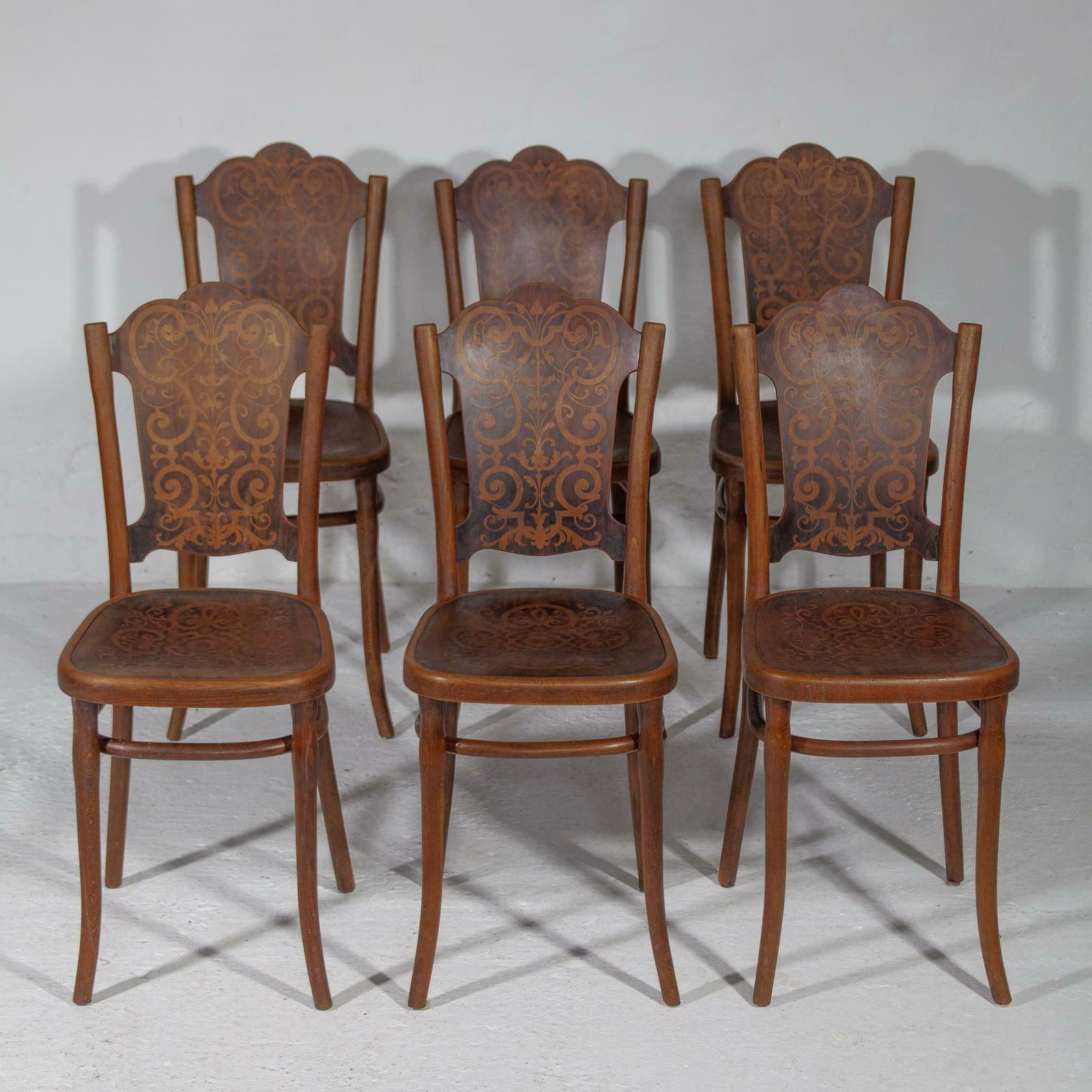 Furniture Thonet Art Nouveau Set Of Six Very Rare Chairs With Printed Pattern. photo