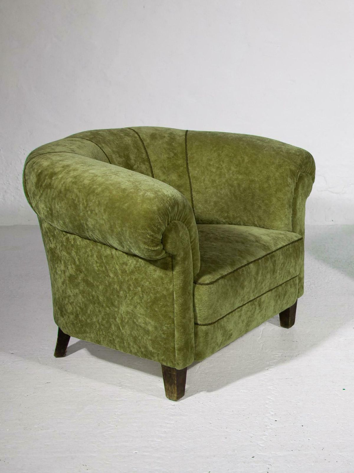 photo furniture Art Deco Lounge Chairs In Green Olive Velvet Upholstery