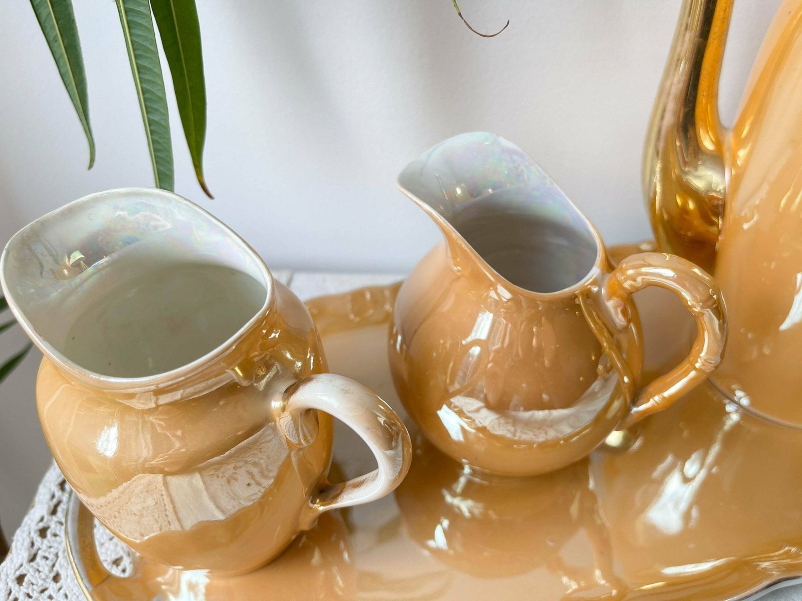 Vintage Luster Czecho Slovaquia Victoria China Iridescent Peach Tea Set 1950   Midcentury Lusterware Czecho Slovaquia   Cups photo vintage