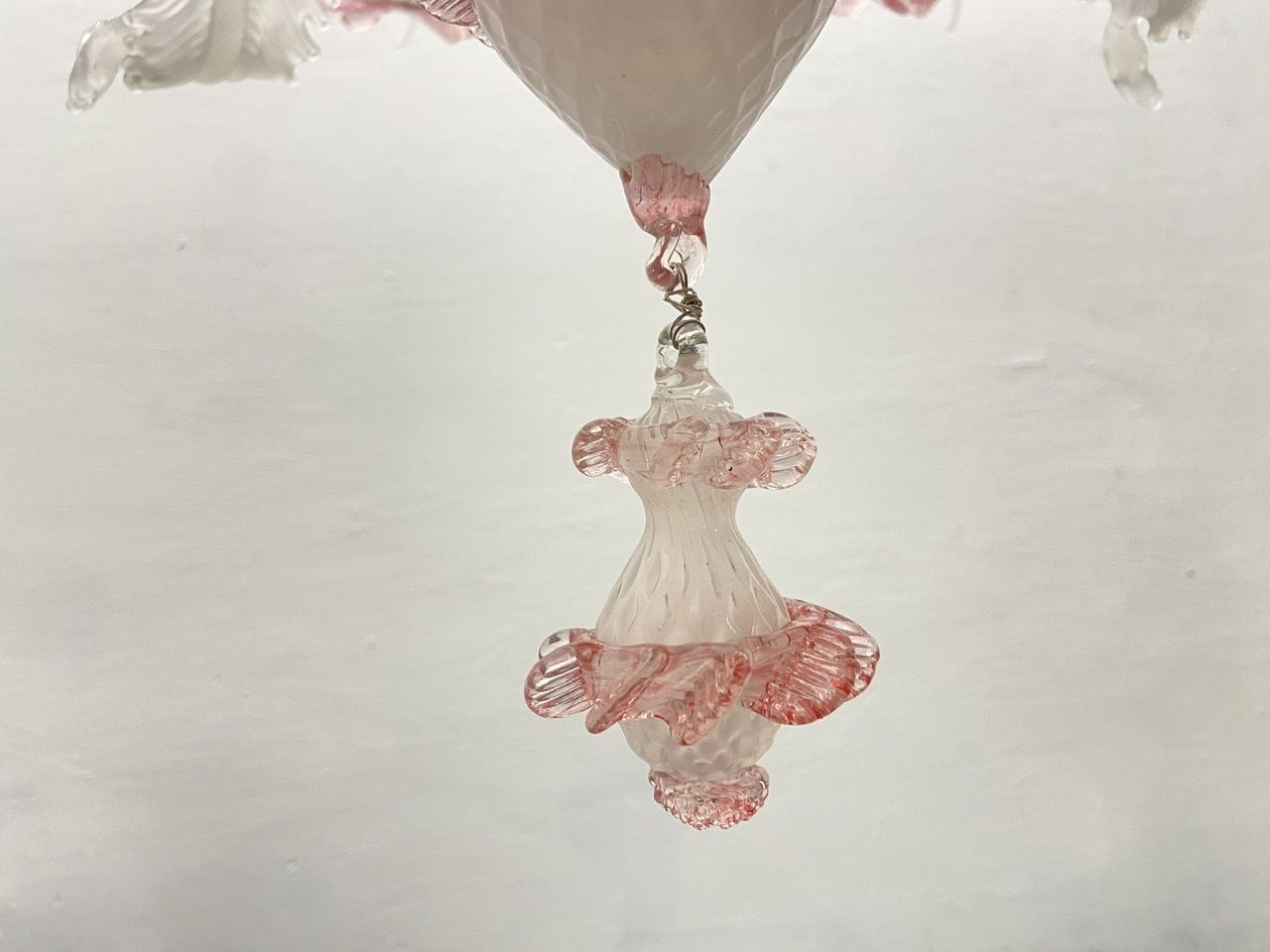 Large Blossom Pink Venetian Chandelier 1960’s photo furniture