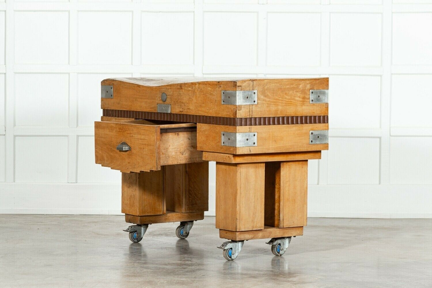 French Maple Butchers Block Counter Table photo 3048.0