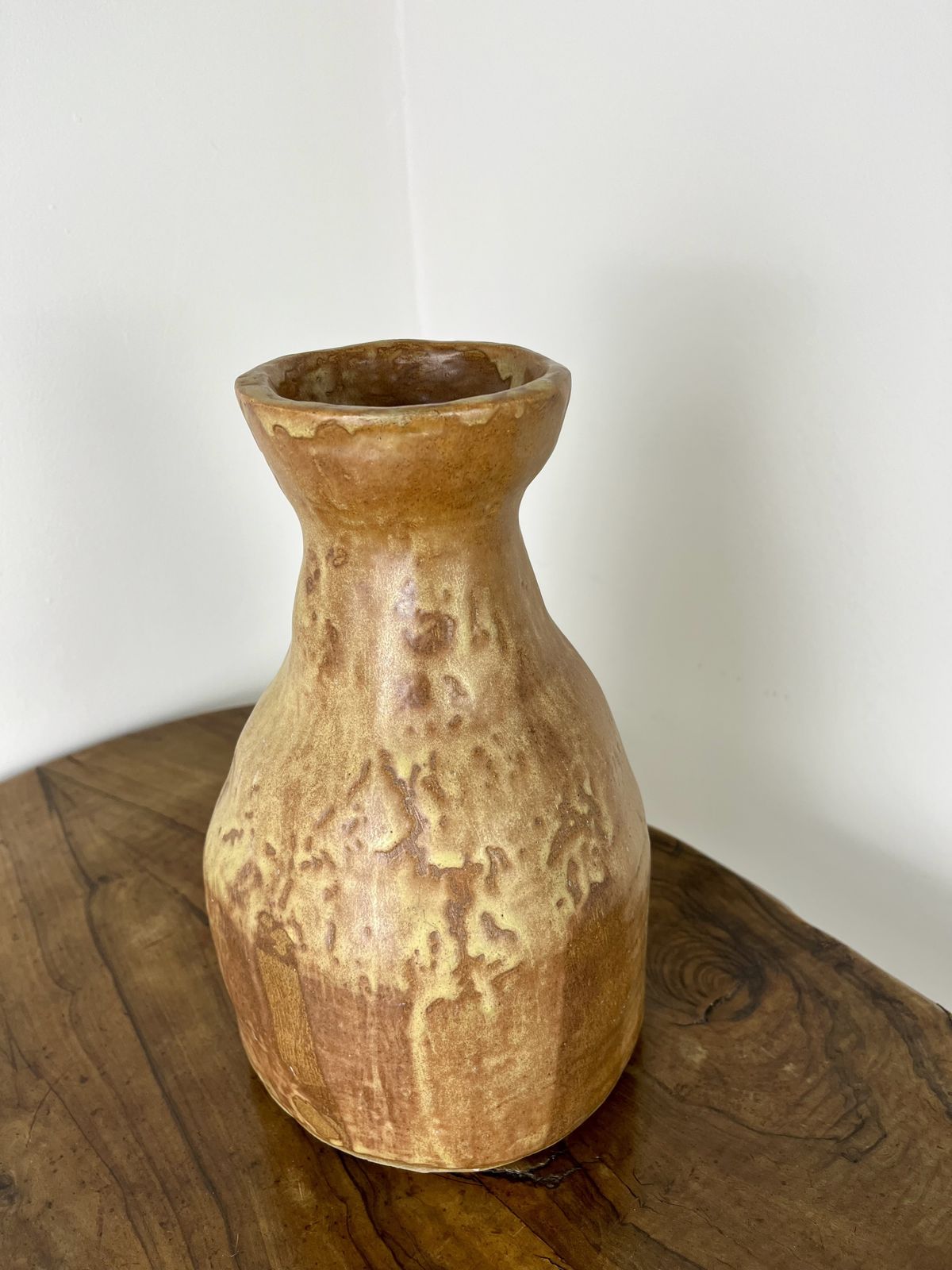 Large Ceramic Vessel Of Irregular Form And Interesting Dripped Glaze. Signed And Dated J Gleed 1950 photo Home Decor