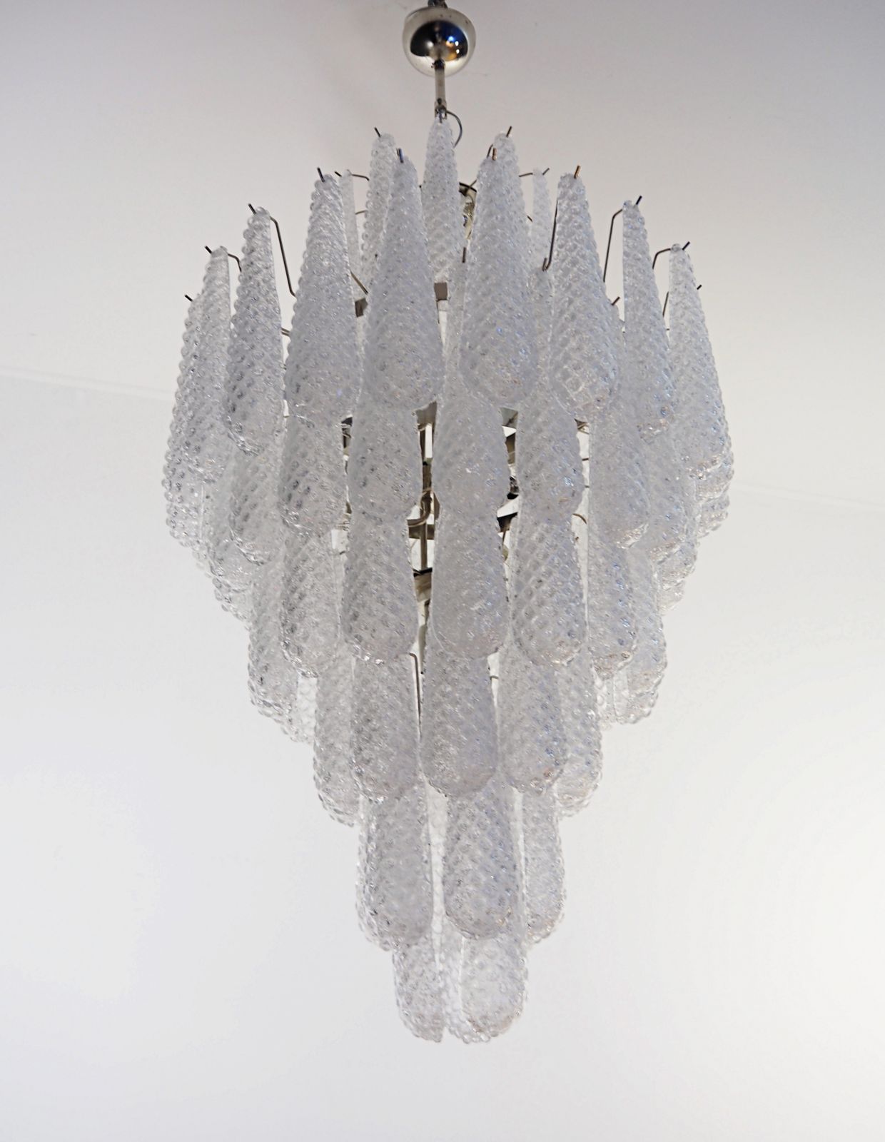 Huge Italian Vintage Murano Glass Chandelier   85 Glass Transparent Petals Drop photo vinterior