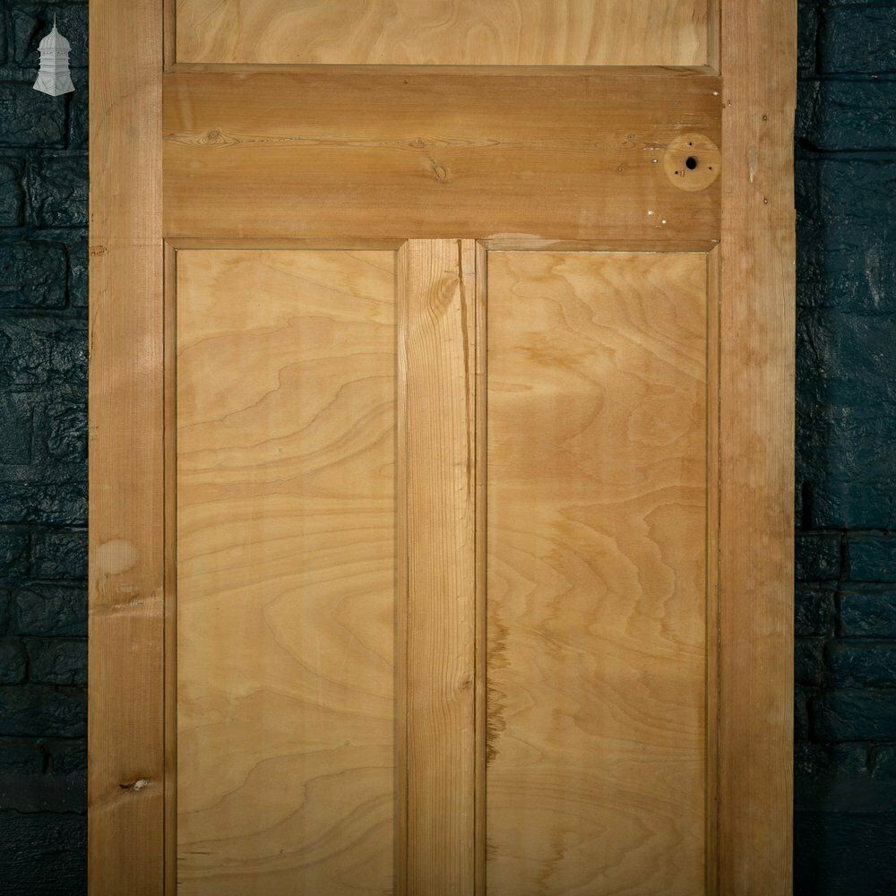 photo vintage Pine Panelled Door, Moulded 3 Panel Set Of 2