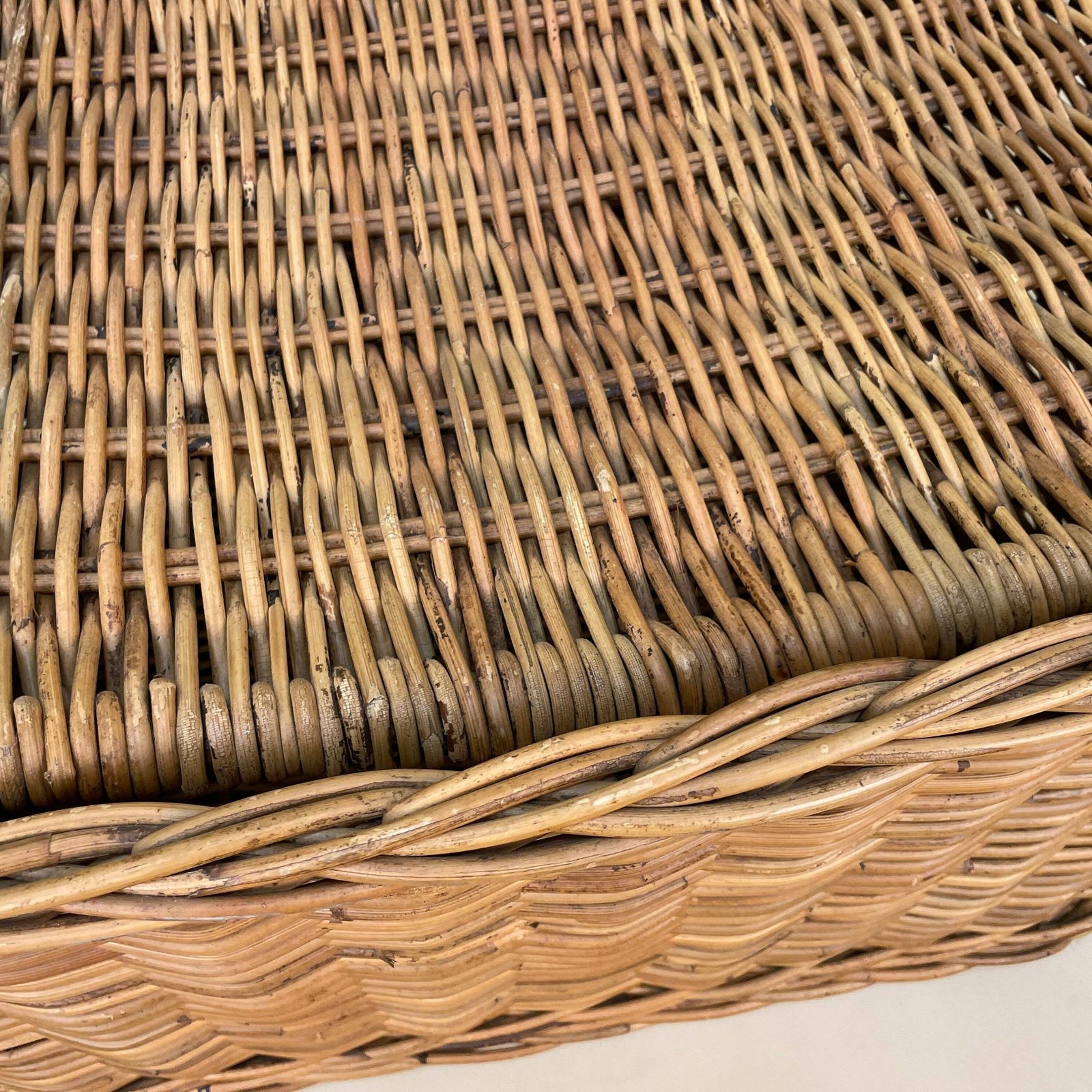 Large Rectangle Basket Woven Wicker Brown Antique Storage Lidded Leather Lid Log Toys Tidy Handles Vintage Rectangle Sturdy photo vinterior