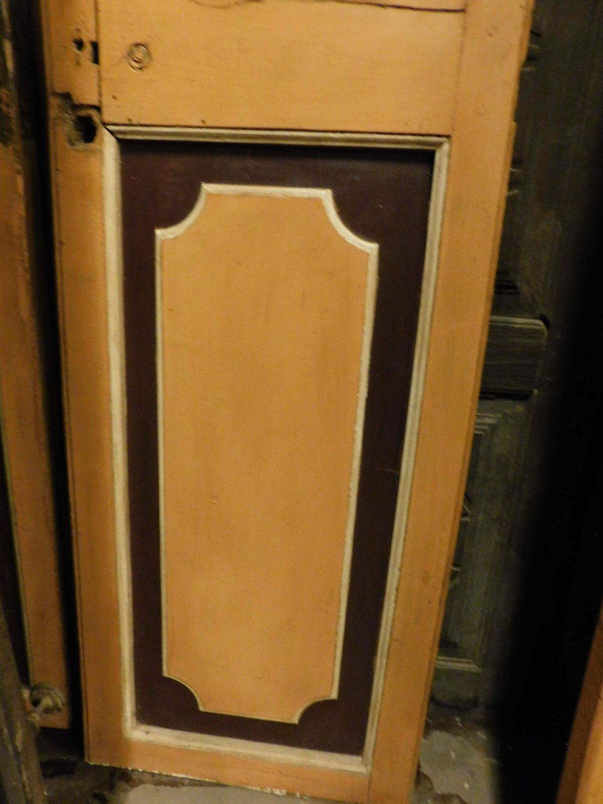 N.3 Double Wing Lacquered Old Doors, Painted And Panels In Relief, Italy photo vinterior