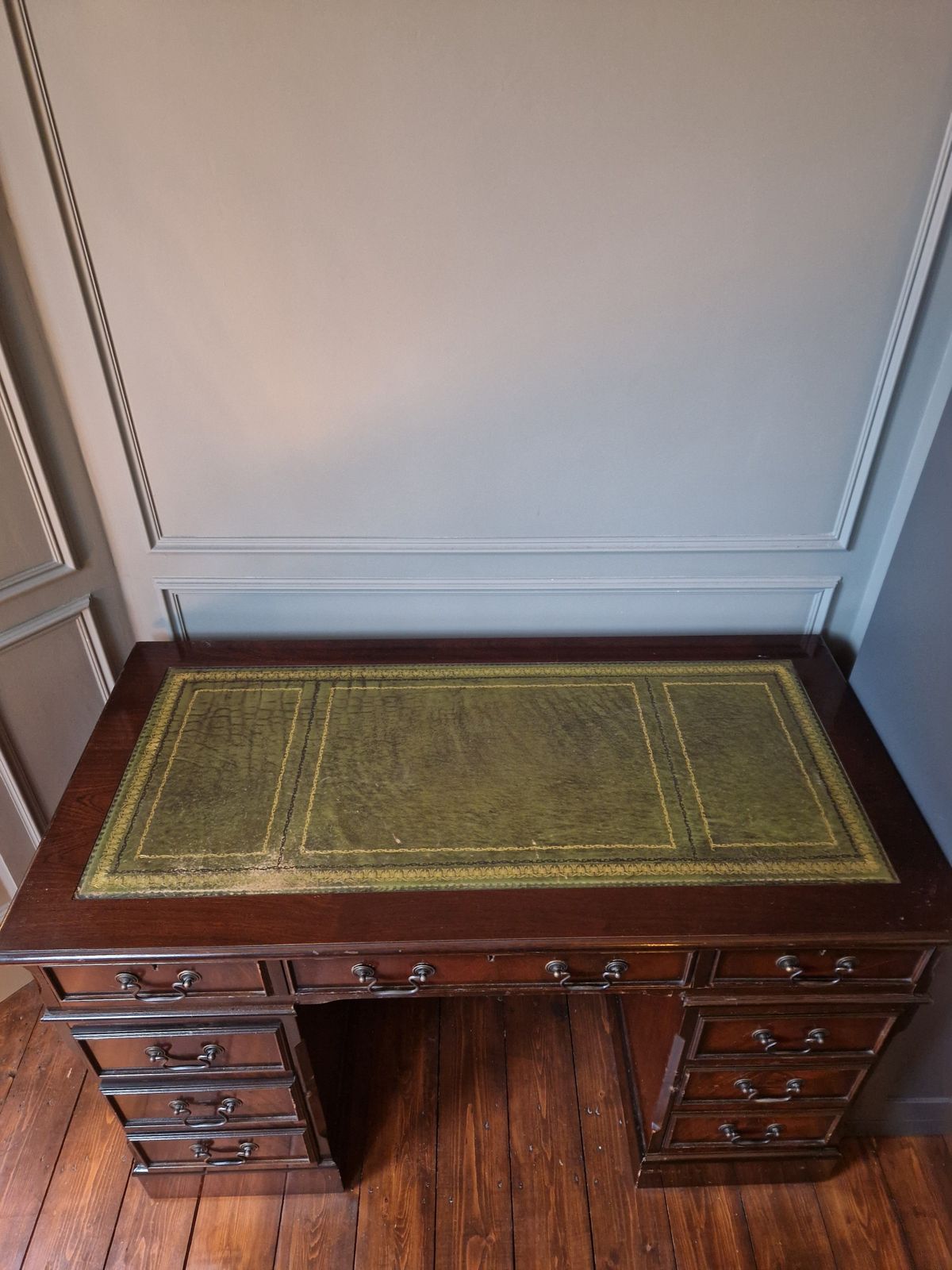Vintage Early 20th Century Pedestal Writing Desk photo 295.0