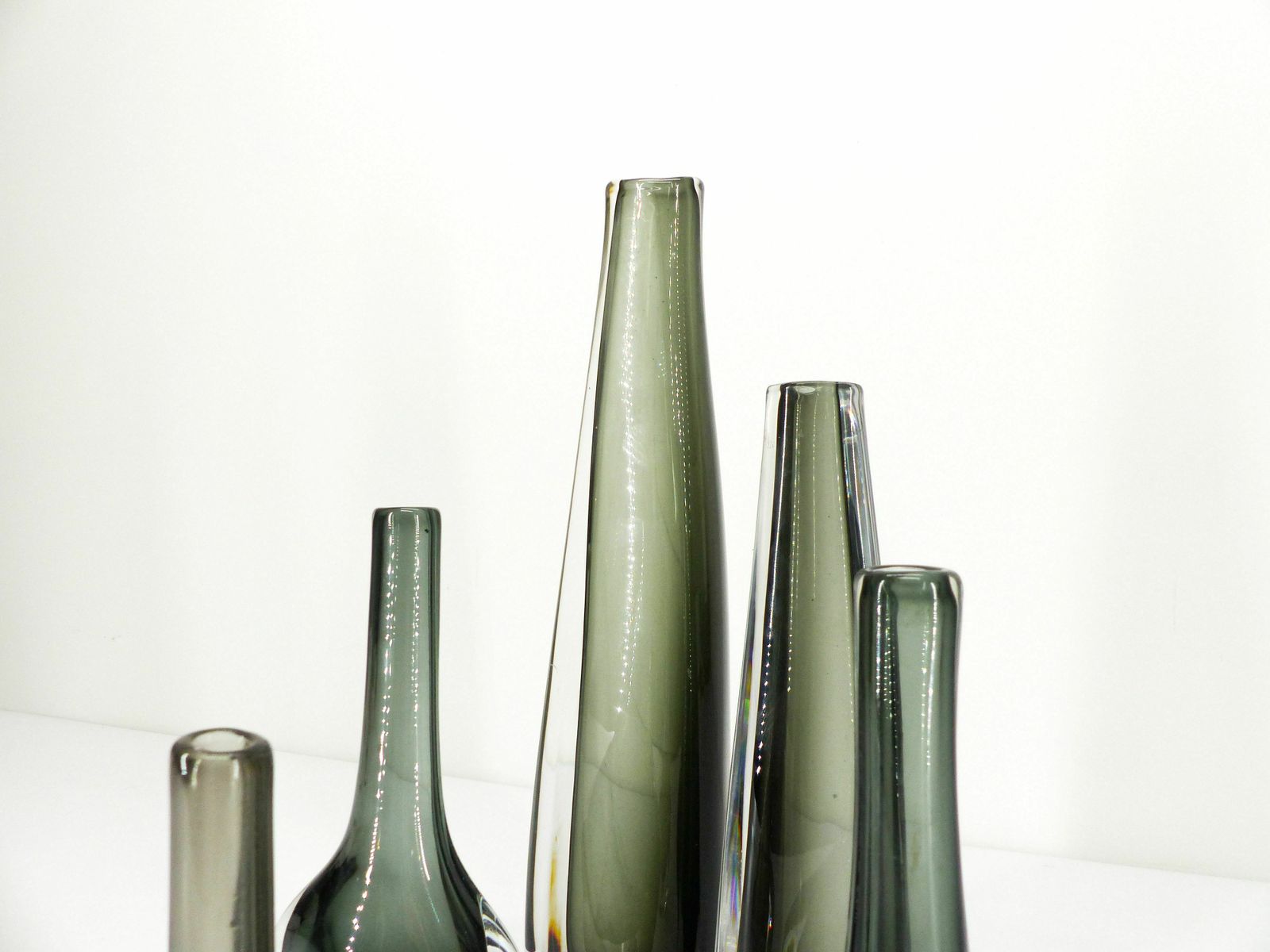 Collection Of 5 Scandinavian Sommerso Glass Vases Nils Landberg For Orrefors photo furniture