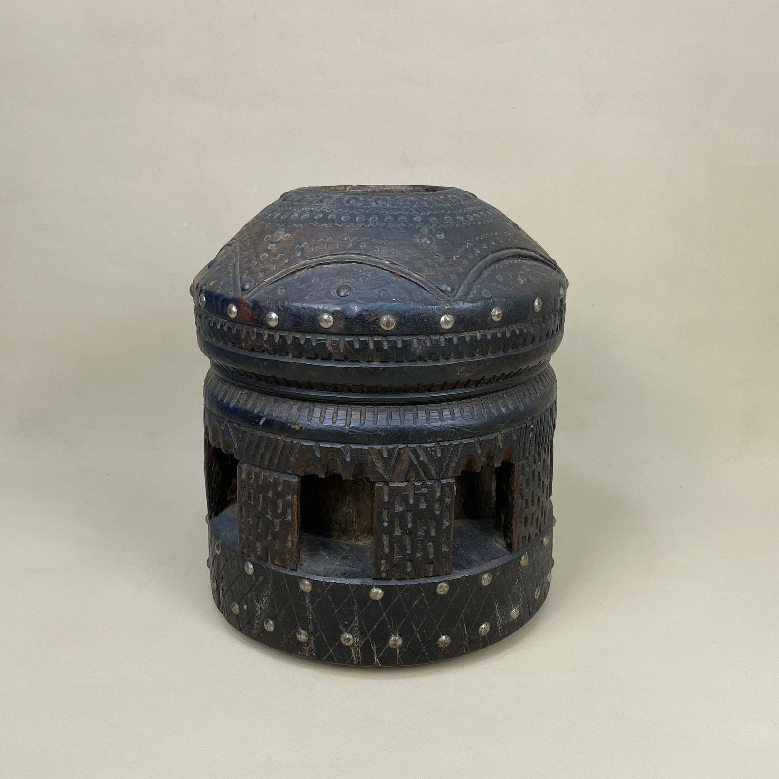 Antique Wooden Ethnic African Bedouin Coffee Grinder Pestle Mehbash Tribe Studded Decorative Ornament Rare Tribal Africa Wood Crusher photo furniture