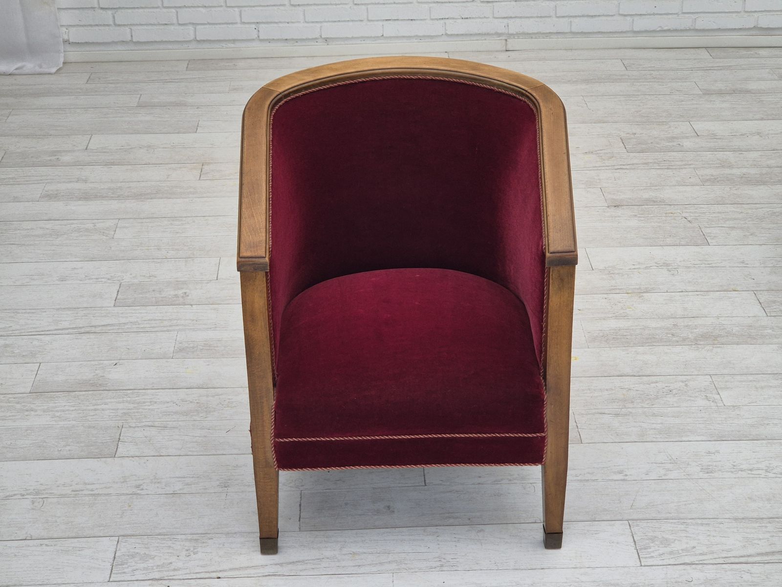 Ca. Jaren 1950, Deense Fauteuil, Staat Zoals Gevonden, Meubelvelours, Beukenhout. photo for sale