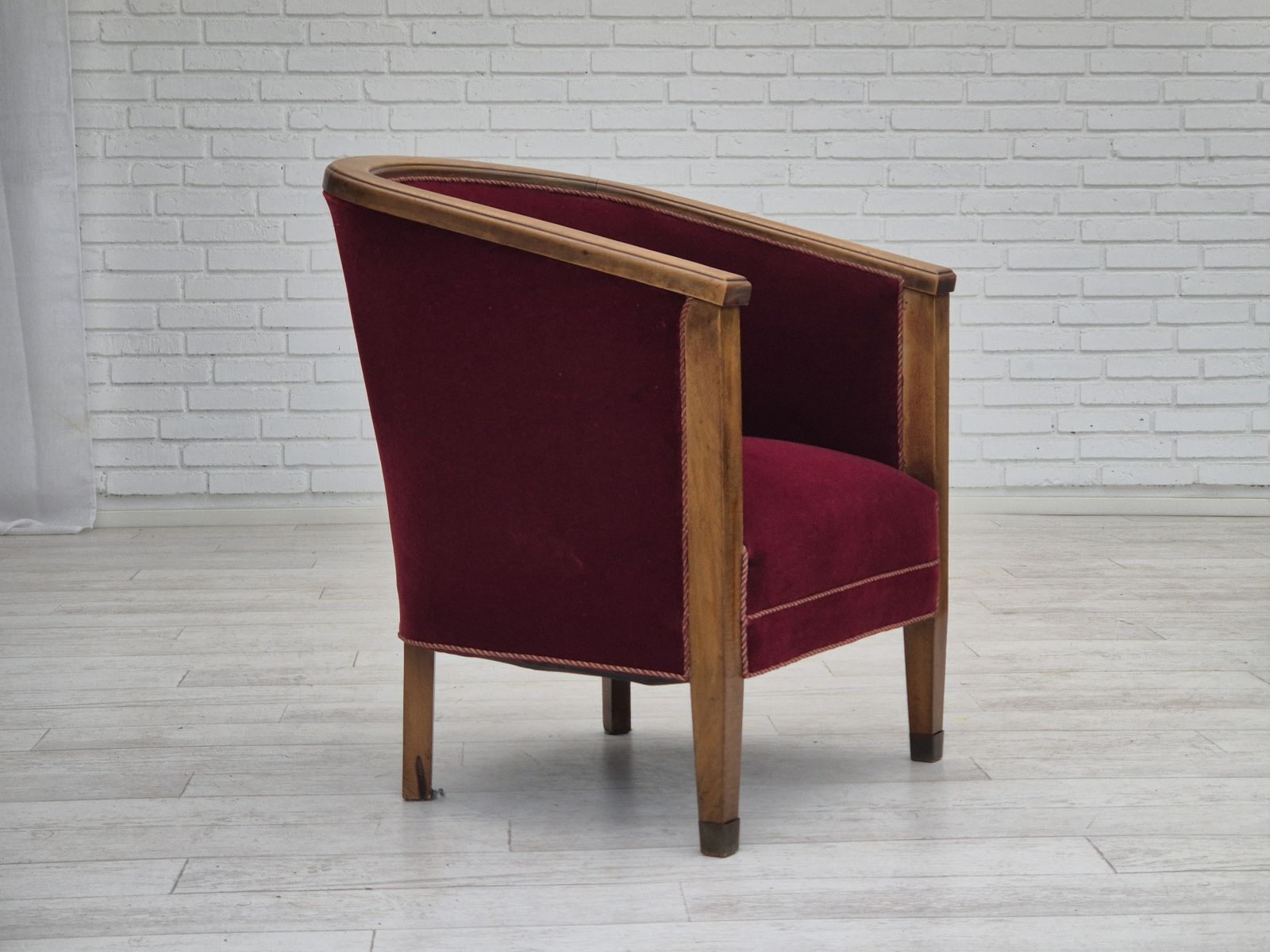 Ca. Jaren 1950, Deense Fauteuil, Staat Zoals Gevonden, Meubelvelours, Beukenhout. photo Meubels