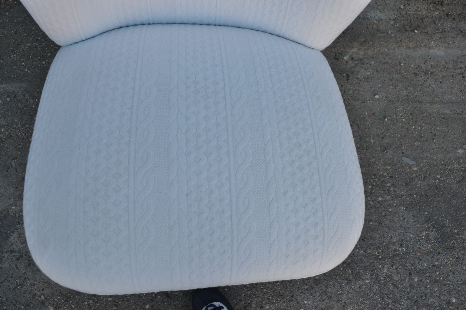 Cocktail Chair With Knitted Fabric photo Furniture