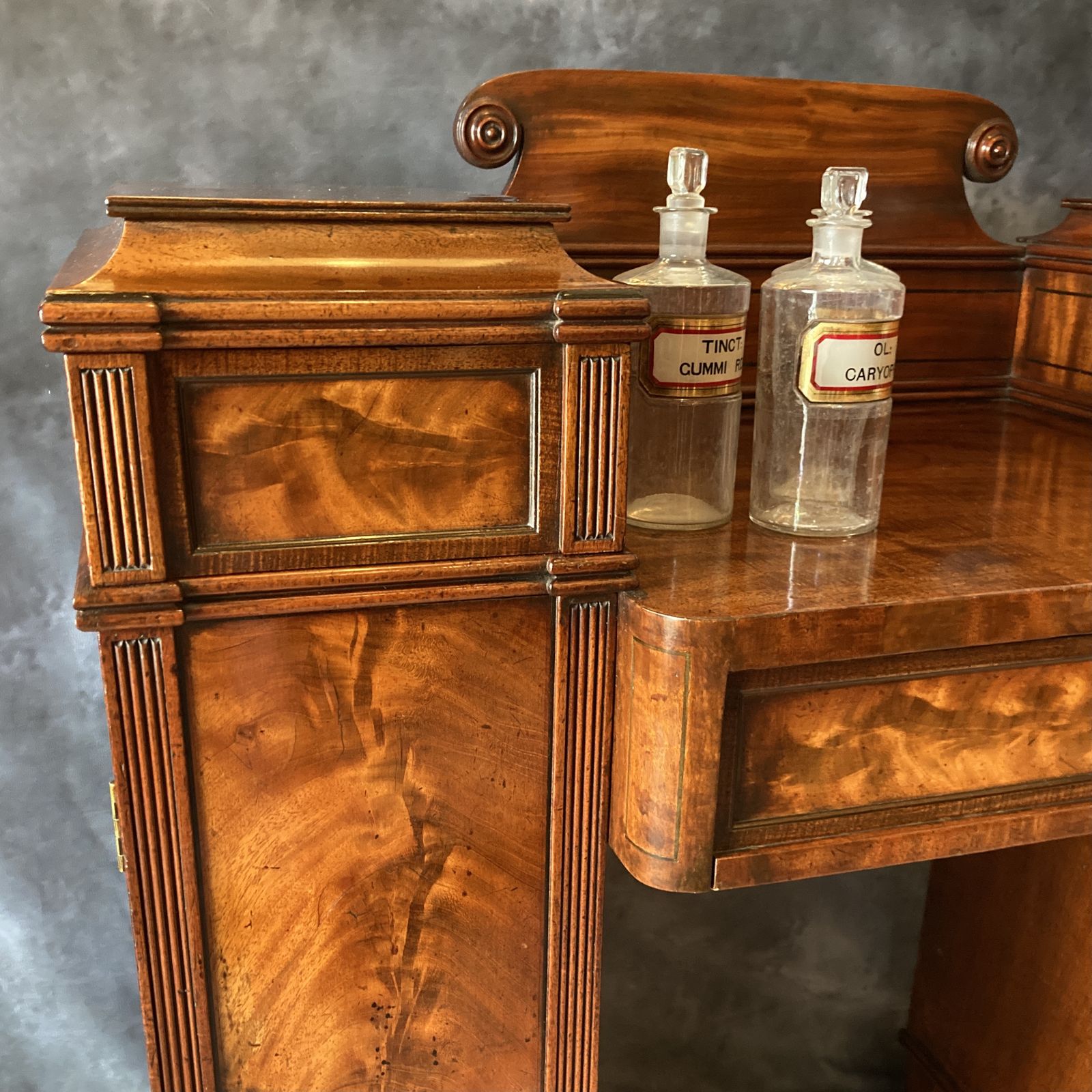 Handsome Mahogany Sideboard Of Exceptionally Small Proportions, Circa 1840 photo vinterior