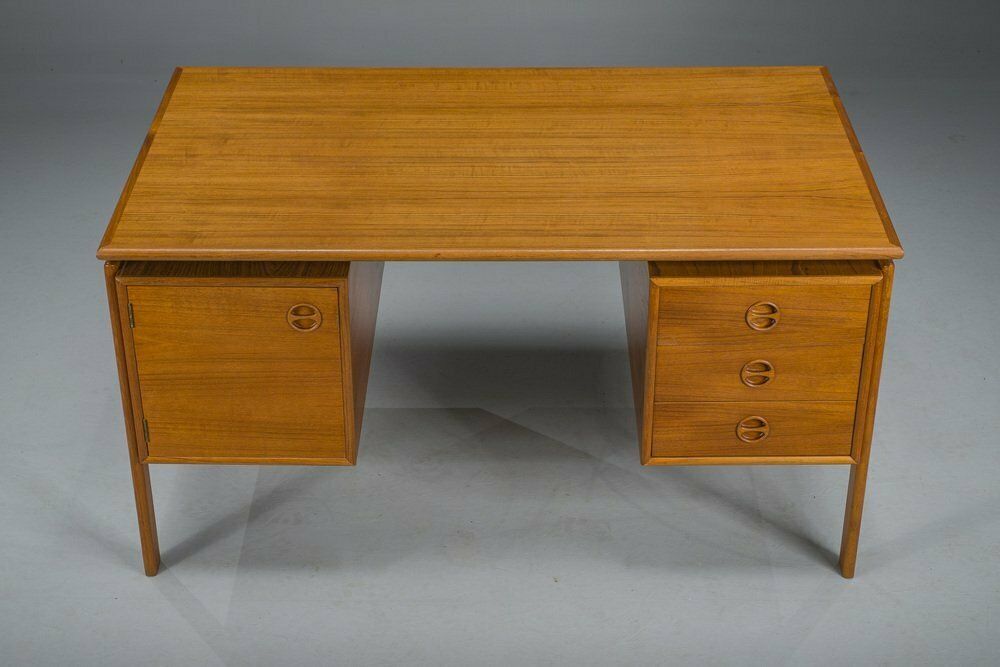 photo vintage Danish Desk By Arne Vodder For Gv Møbler, 1960s