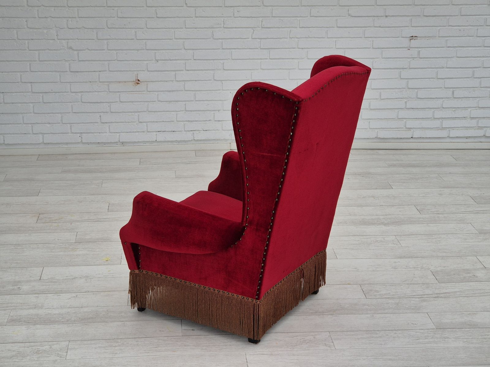 photo vinterior 1960s, Danish Wingback Armchair, Original, Furniture Velour, Oak Wood Legs.