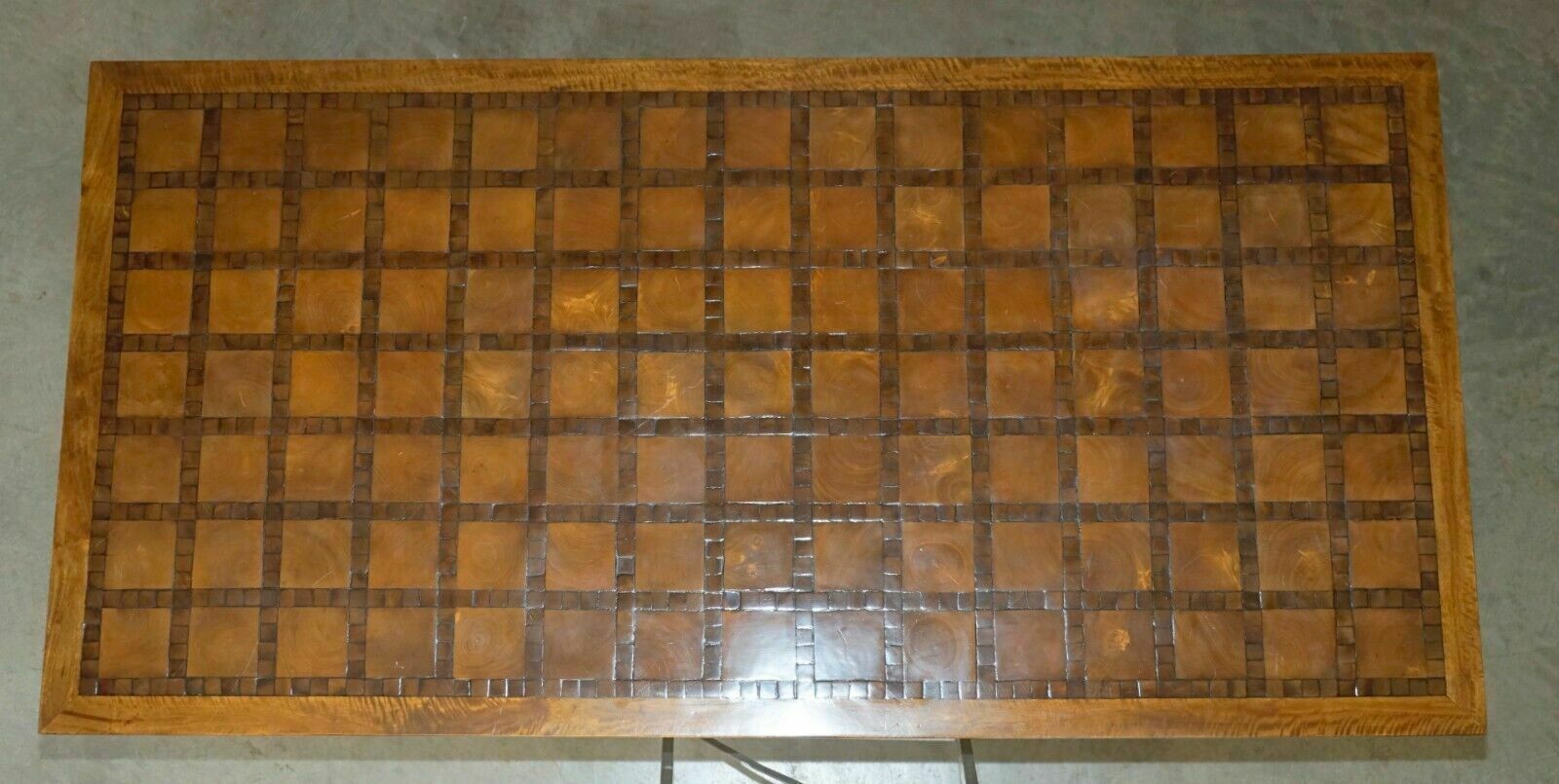 photo furniture Exquisite Vintage Oyster Veneer & Parquetry Inlaid Refectory Dining Table
