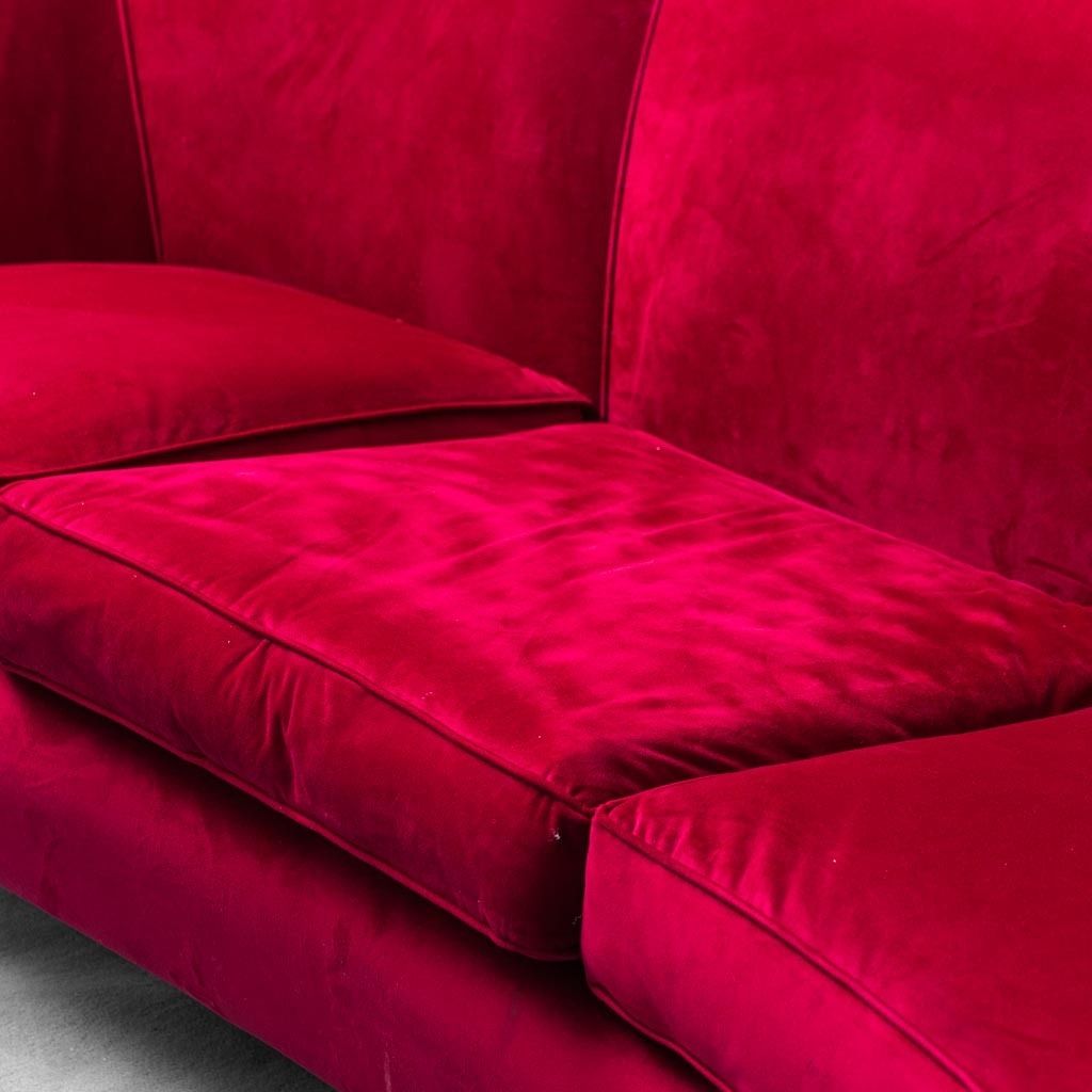 photo furniture 3 Seater Red Velvet Sofa From The 1950s, Modern Vintage