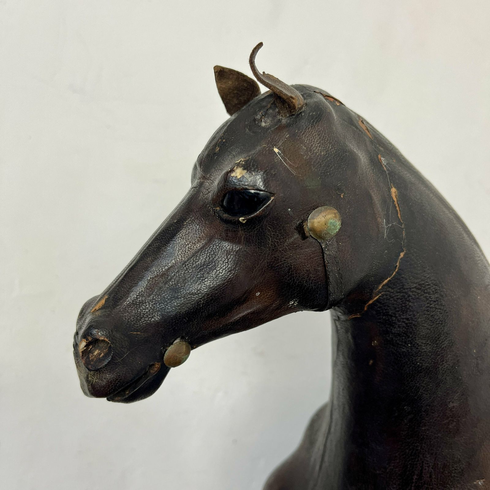 Antique Leather Horse Sculpture, Late 19th Century, Victorian Era, Figurine And Ornaments, Equestrian Collectibles, Period Interior Design photo vinterior