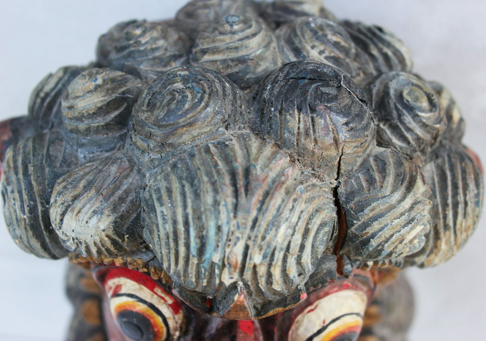 Tribal Hand Carved Barong Head, Wooden Balinese Singha , A Winged Lion, Figurine, Collectible Indonesian Art Decor photo vinterior