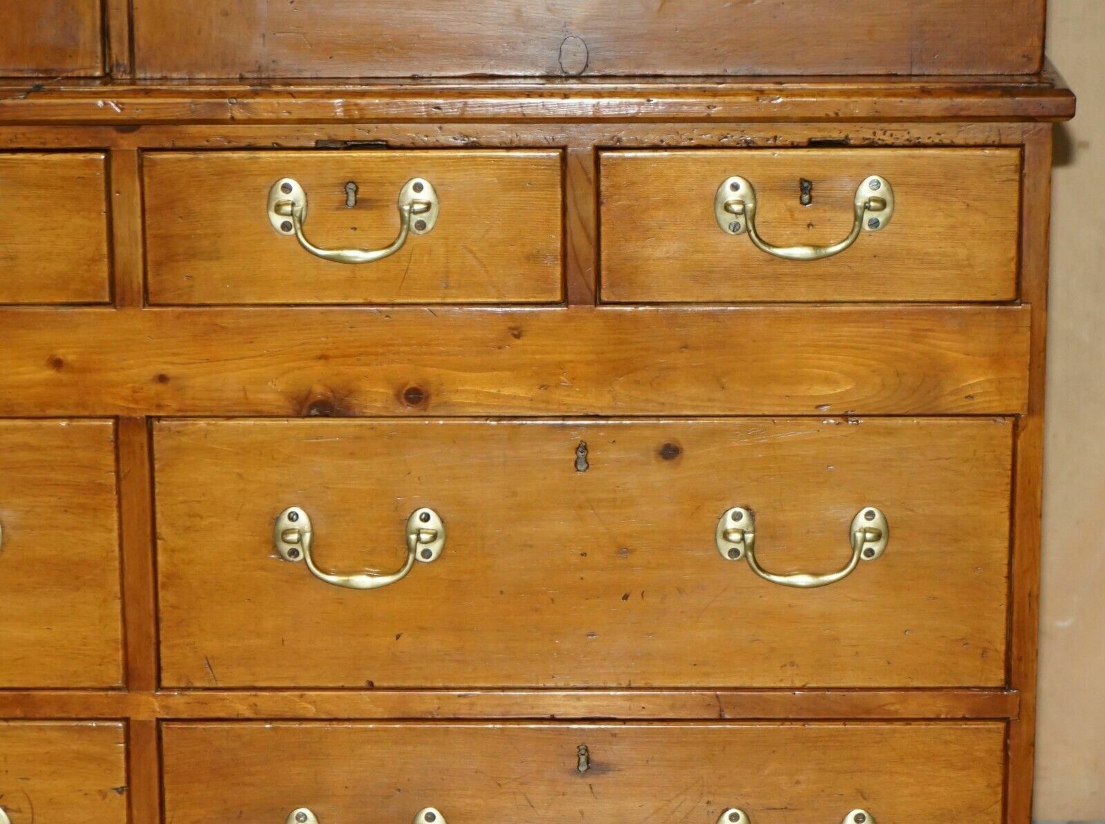 Super Rare Fully Restored Antique Victorian Fruitwood Gun Collectors Cabinet photo vinterior