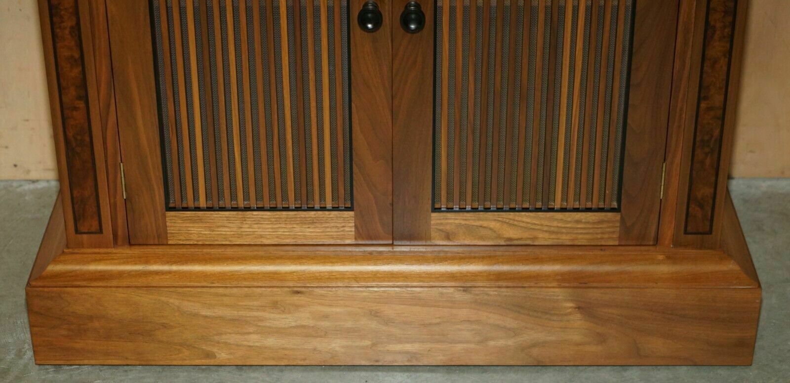Pair Of Very Large 2.6 Meter Tall Burr Walnut David Linley Library Bookcases photo vintage