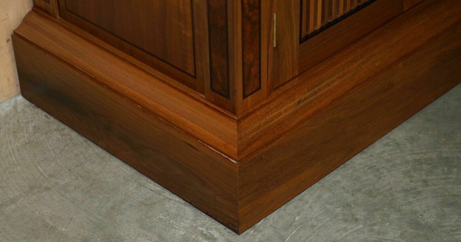 photo furniture Pair Of Very Large 2.6 Meter Tall Burr Walnut David Linley Library Bookcases