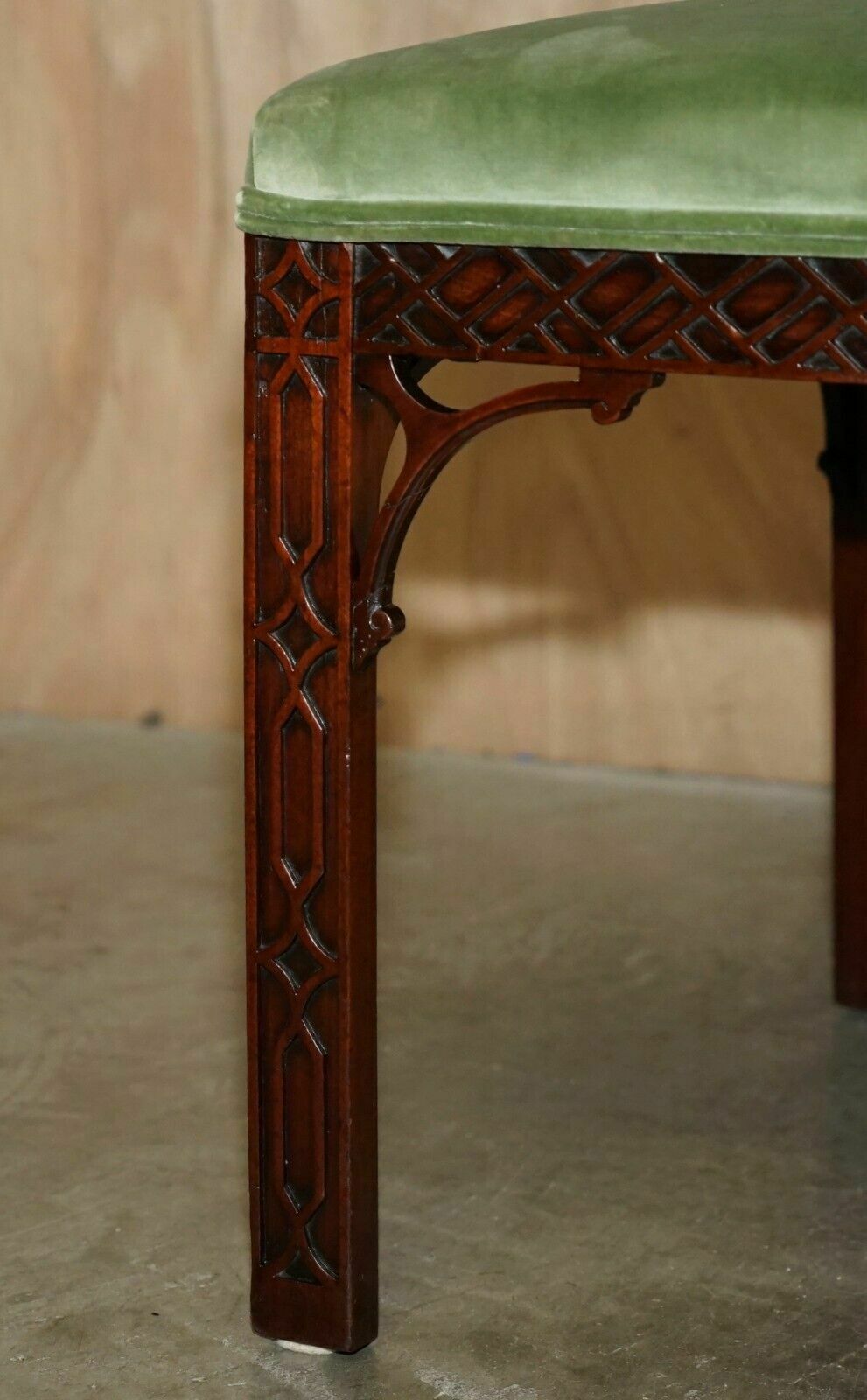 Sublime Pair Of Antique Victorian Thomas Chippendale Ornately Carved Side Chairs photo vintage