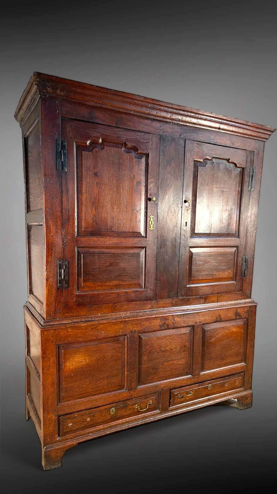 Fabulous Early Antique Welsh House Keepers Livery/Kitchen Cupboard Circa 1720