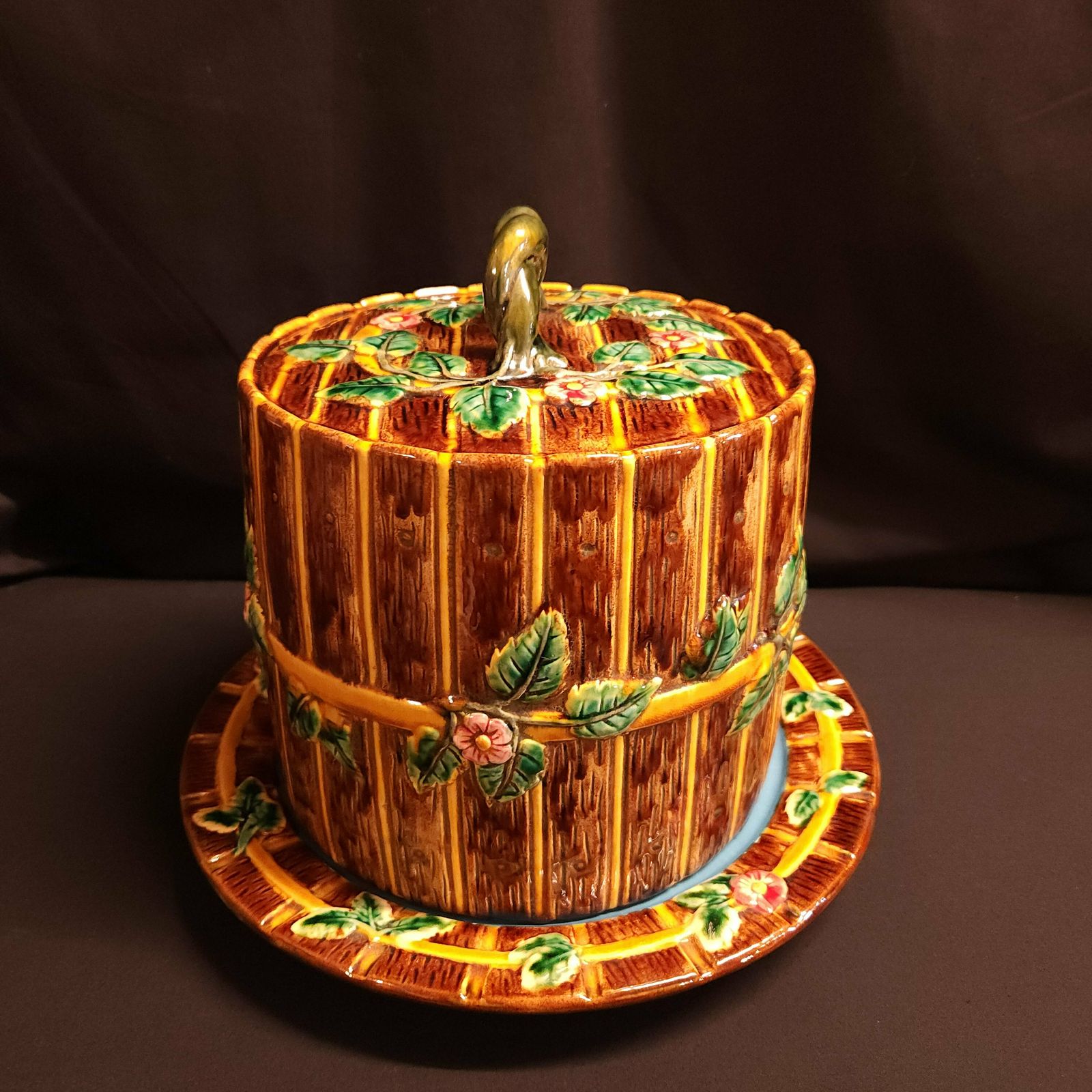 Majolica Cheese Keeper, Fence And Vine, In The Manner Of George Jones Circa Early 1900's photo Home Decor
